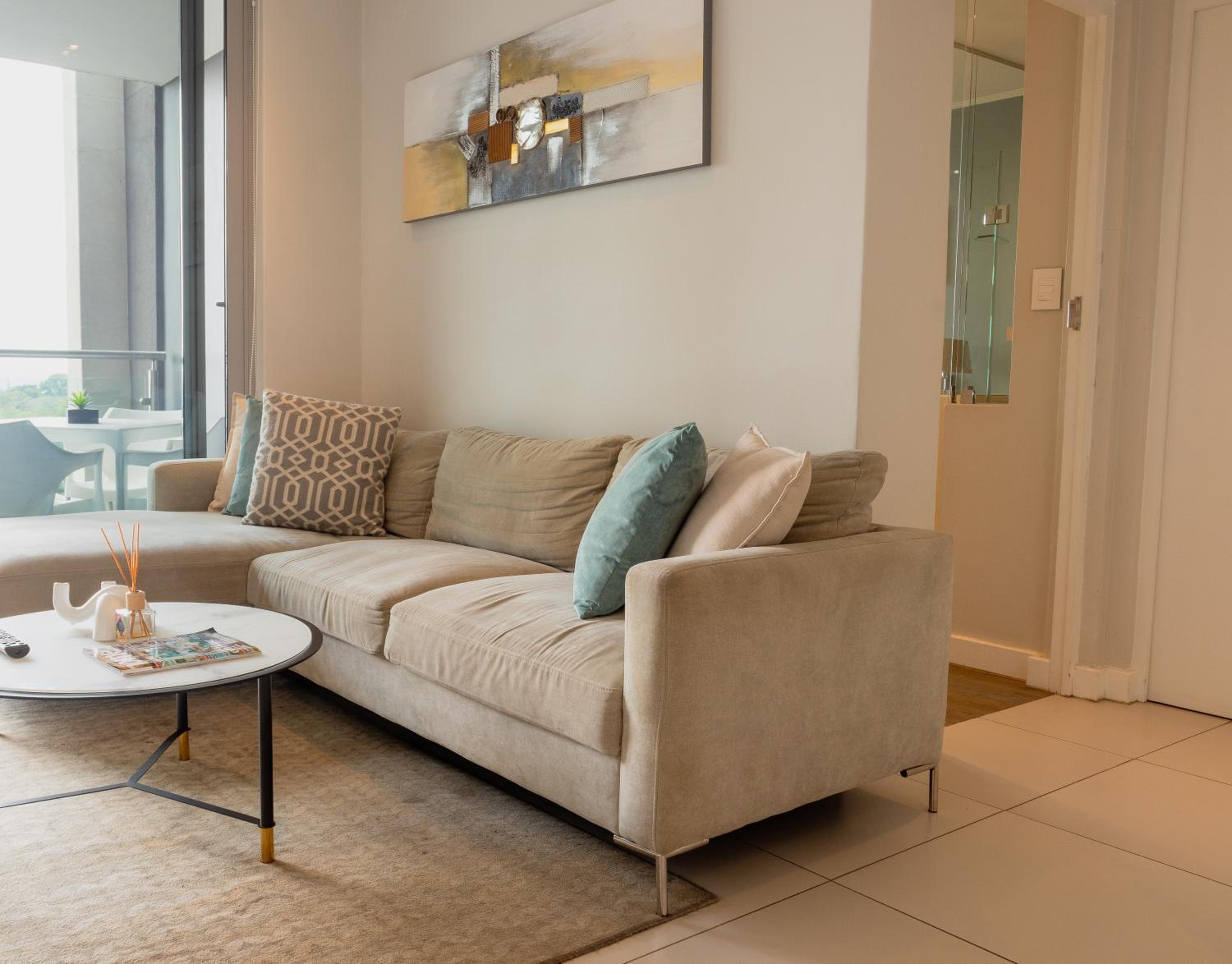 KMG Apartments at The Apex