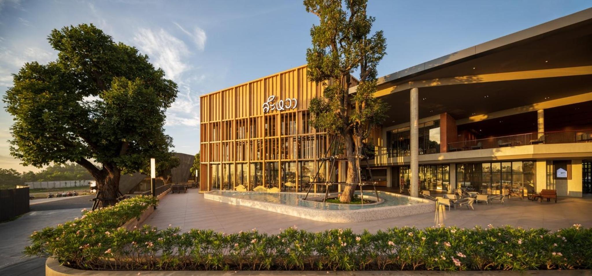 The Signature Hotel Airport 176