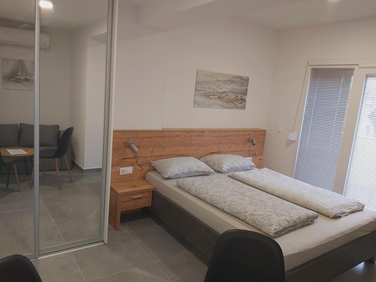 Photo 27