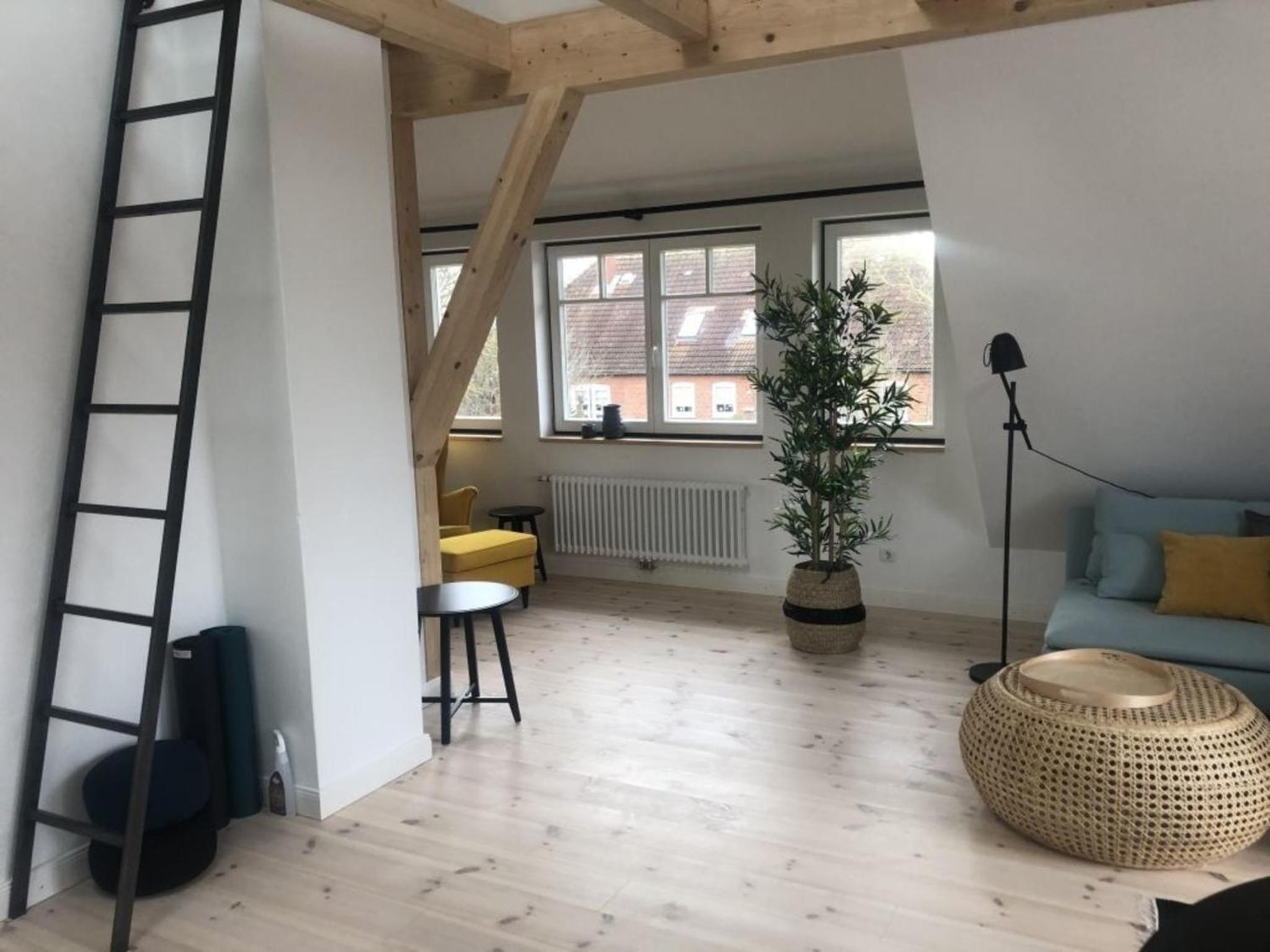 Elses Loft view 4