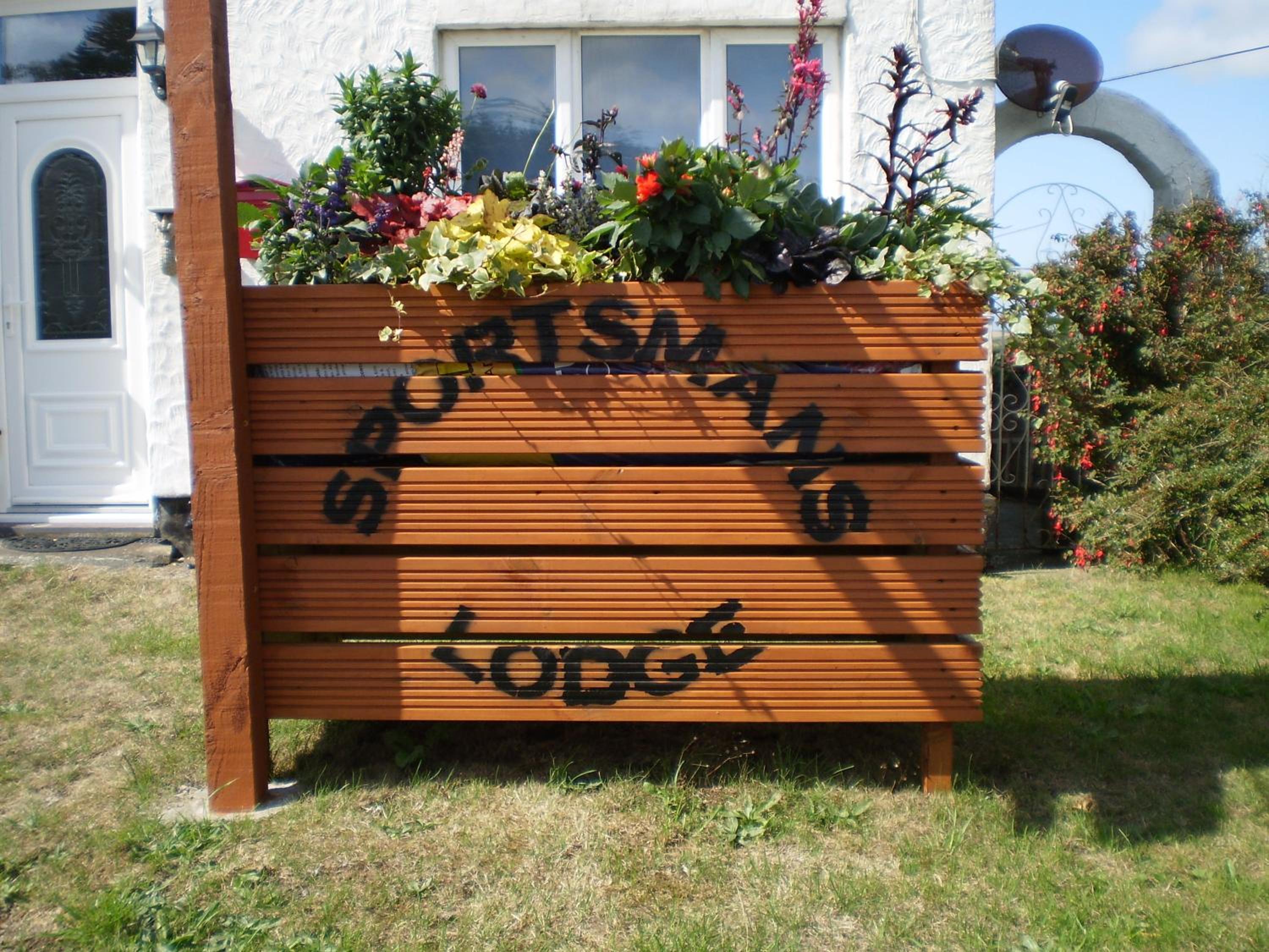 Sportsmans Lodge Bed and Breakfast view 4