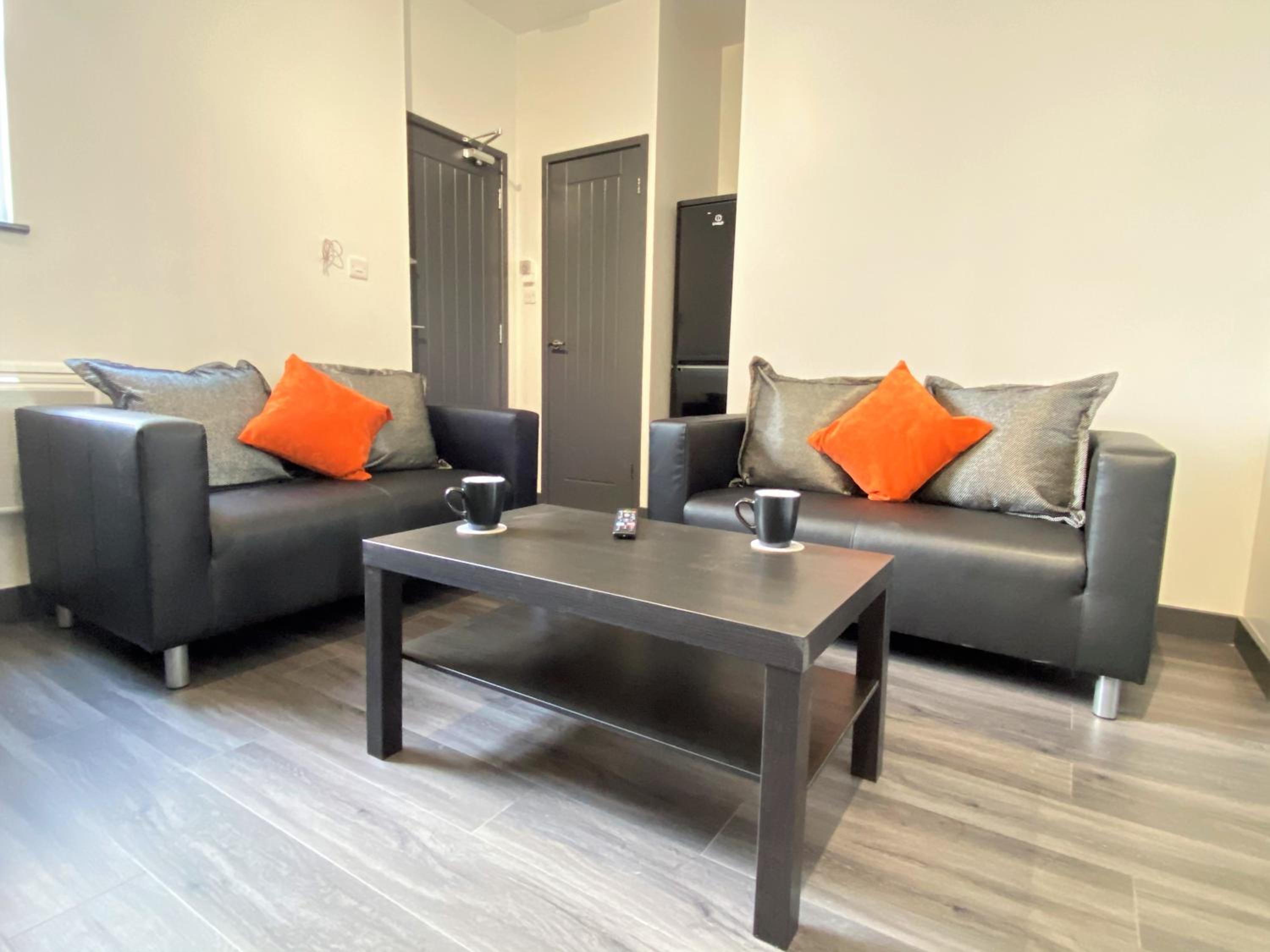 StayCrewe Apartments view 2