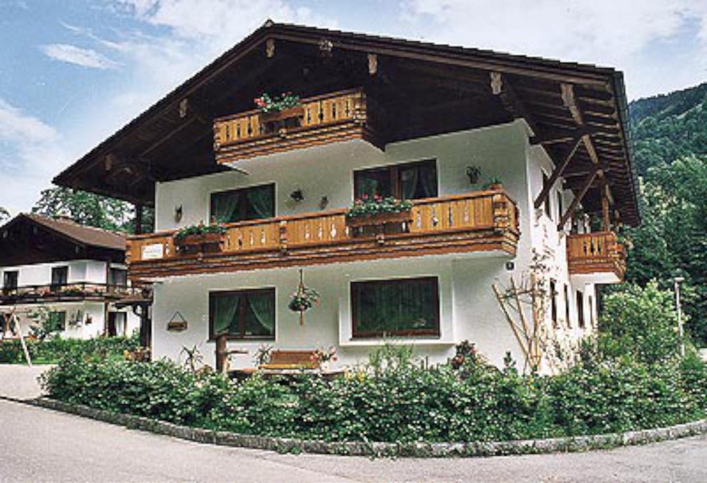 Haus am Reschenberg Ferienwohnungen view 2