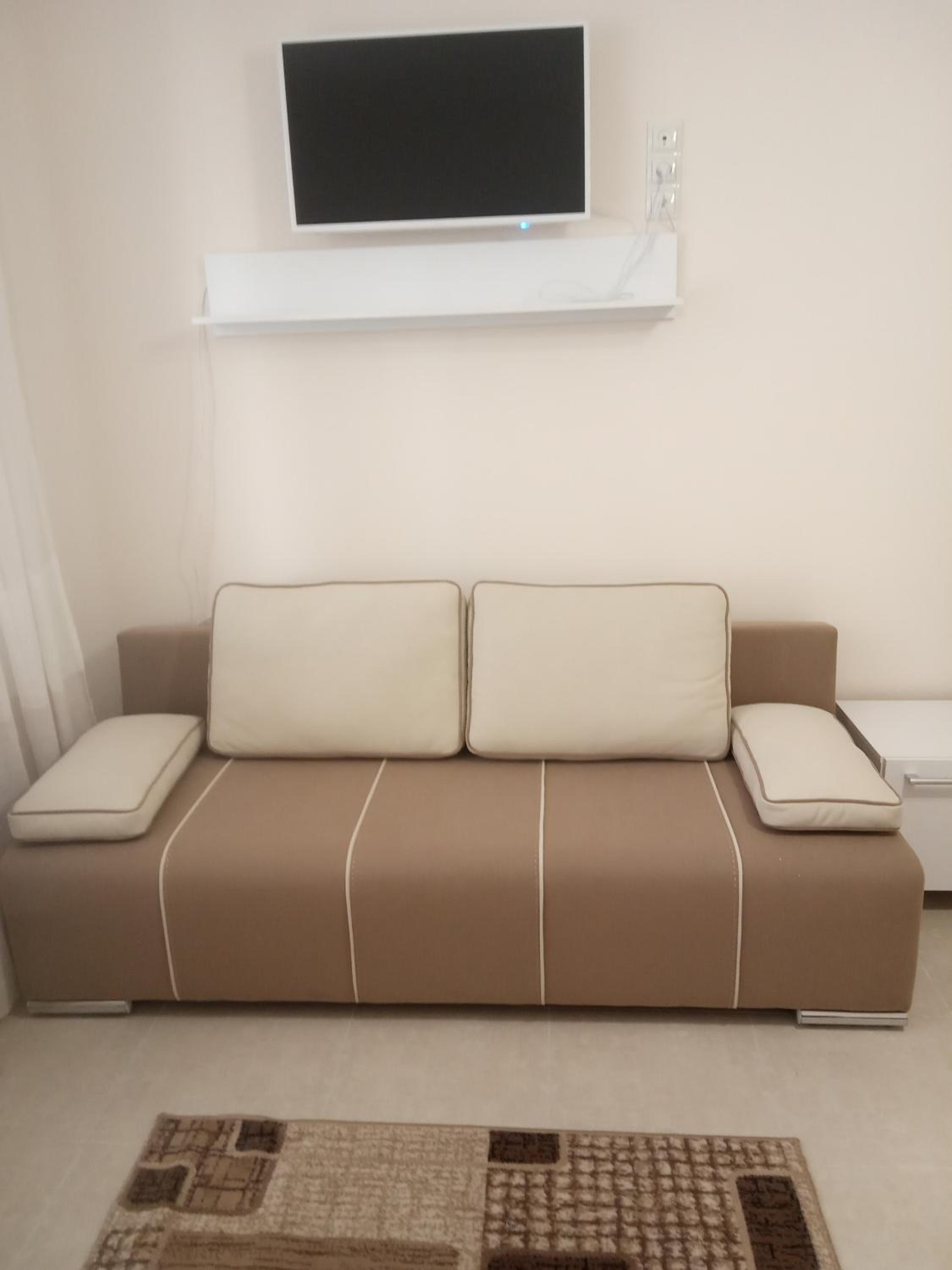 Modern appartment near Sofievka view 3