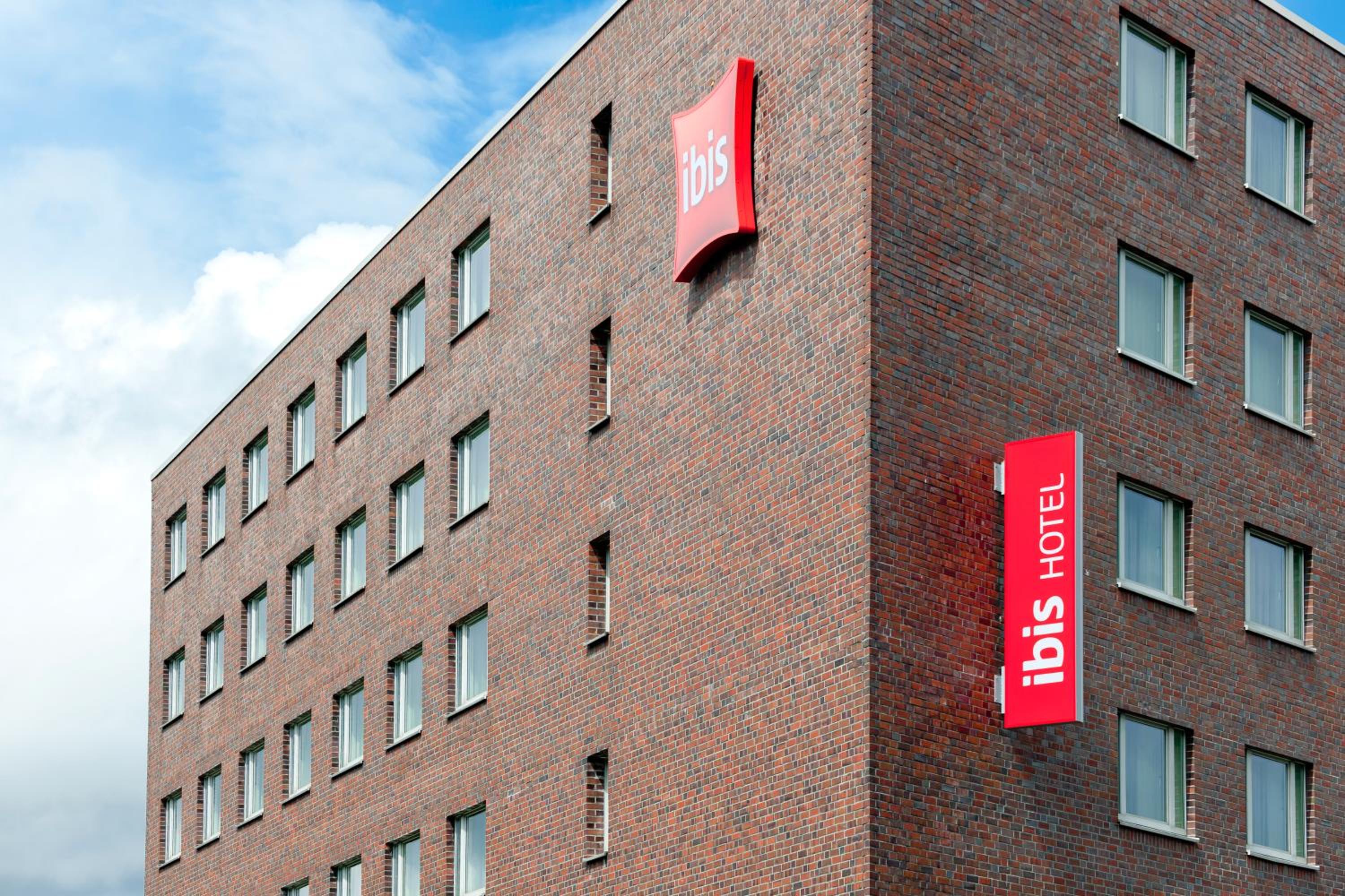 Hamburg Vacations - ibis Hamburg Alsterring - Property Image 3