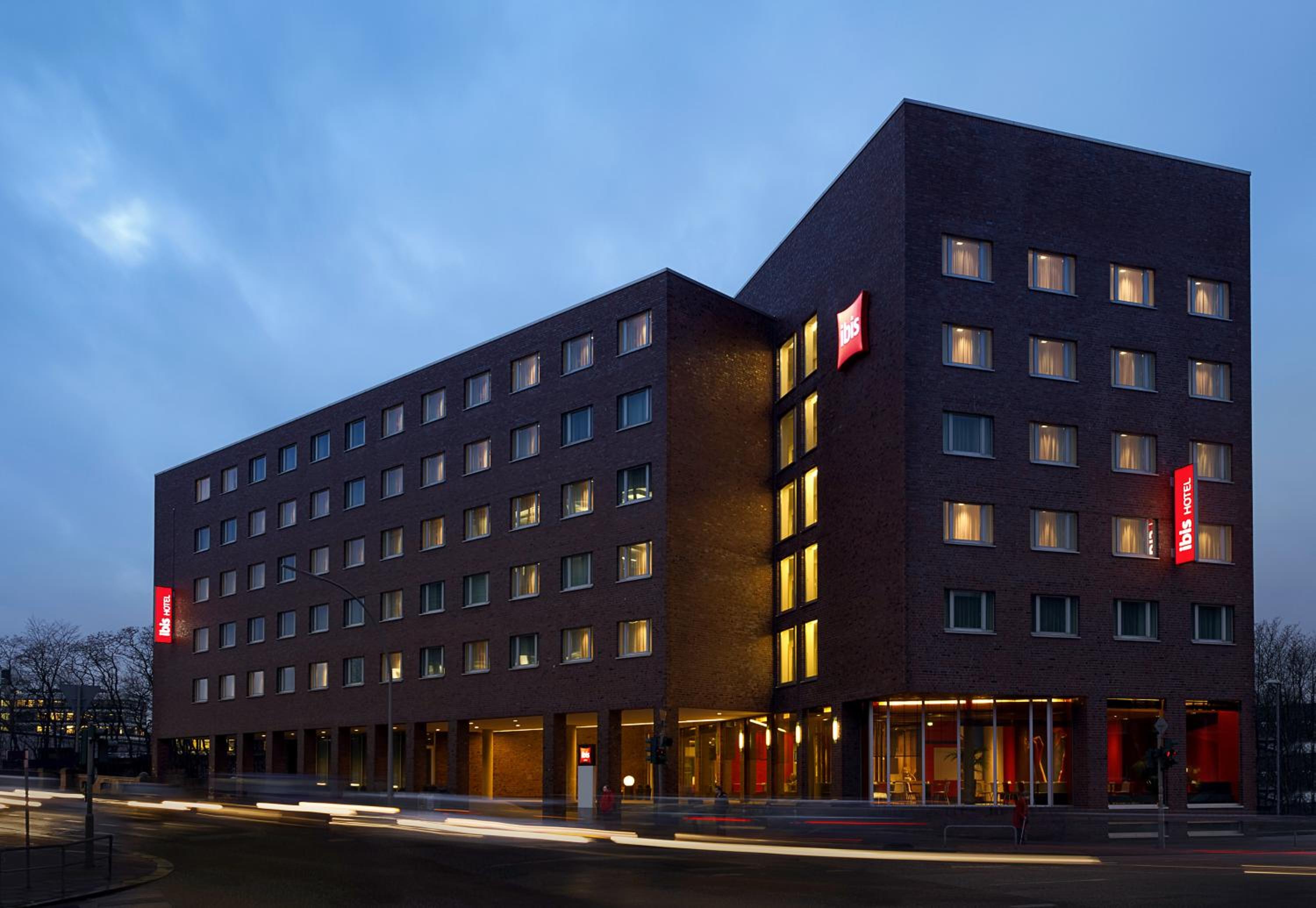 Hamburg Vacations - ibis Hamburg Alsterring - Property Image 58