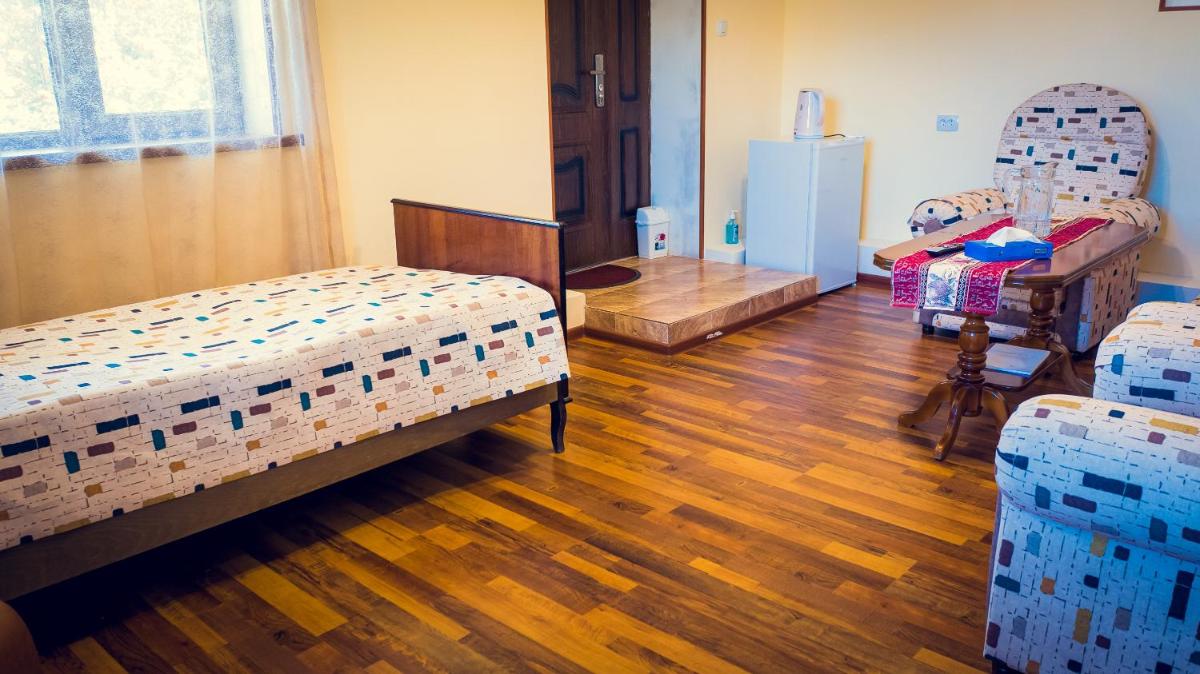 AMOJ B&B and Guest House