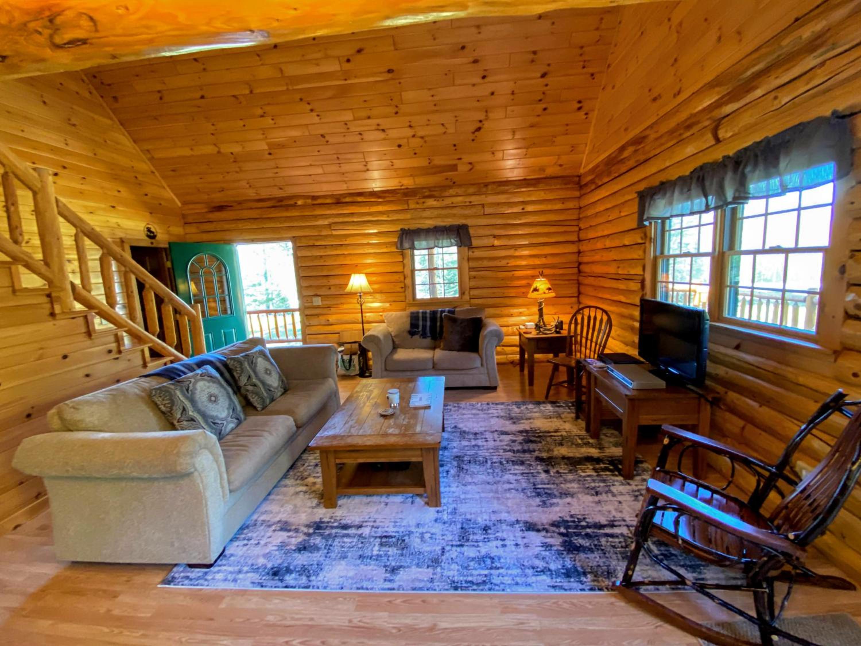 NEW Log cabin in the heart of the White Mountains - close to Bretton Woods Cannon Franconia view 4