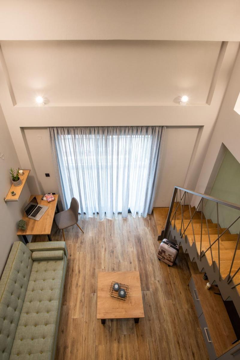 Tzes City Suites photo 4