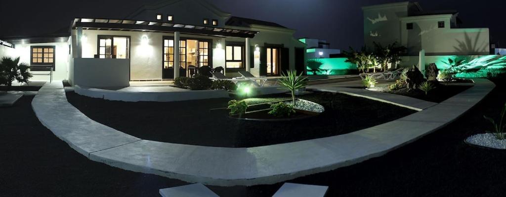 Casa Lighthouse view 5
