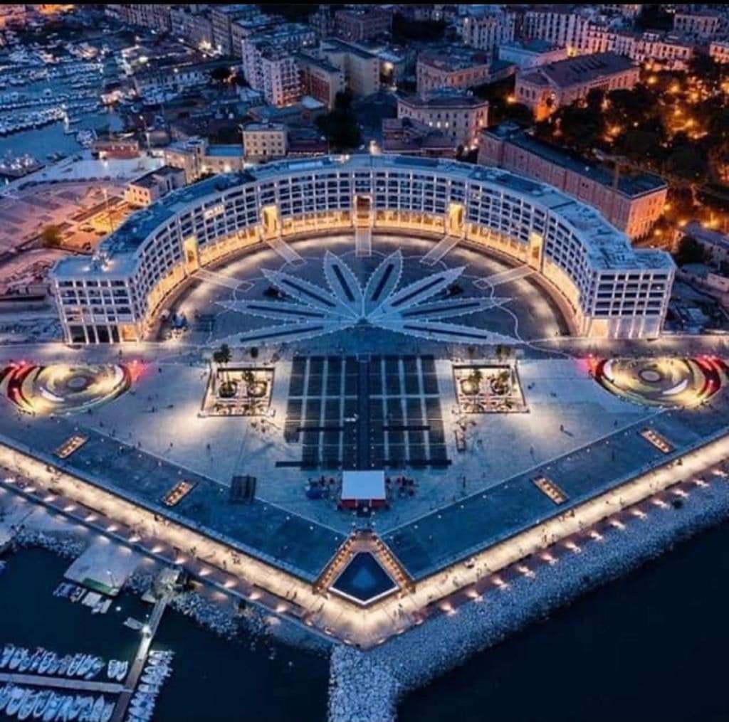 Hotel Divina Guesthouse - Image 1