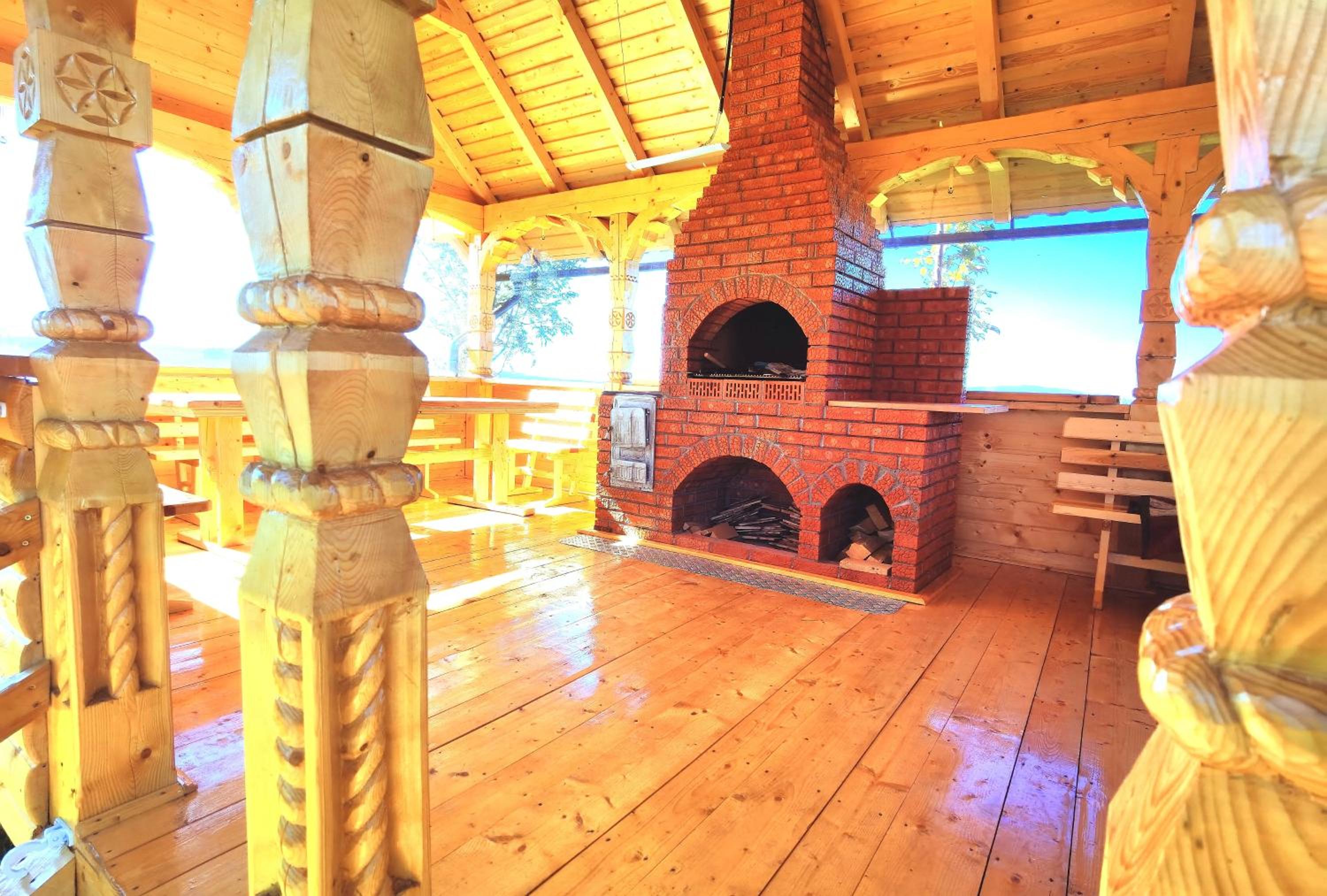 Photo 19