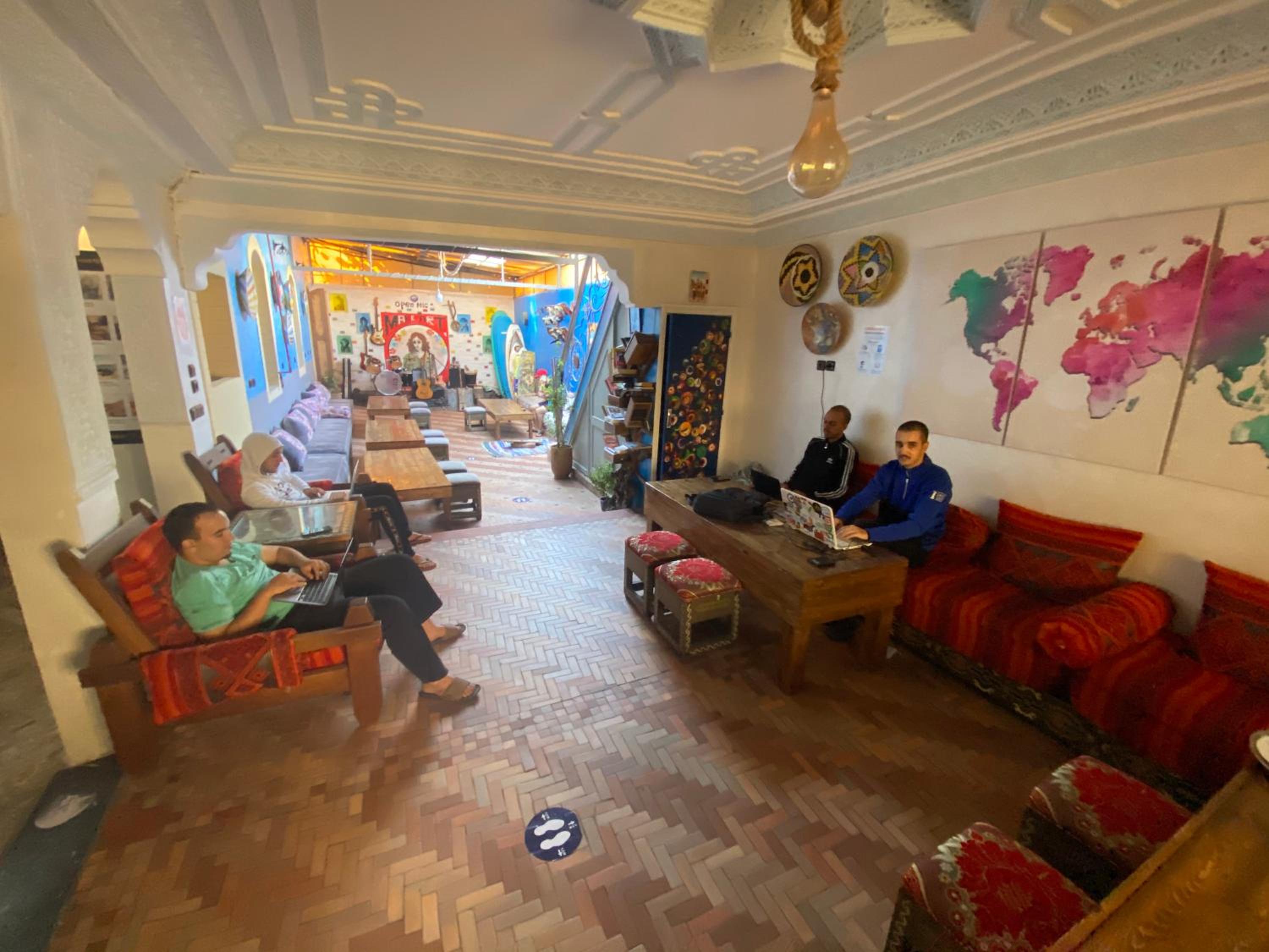 lounge