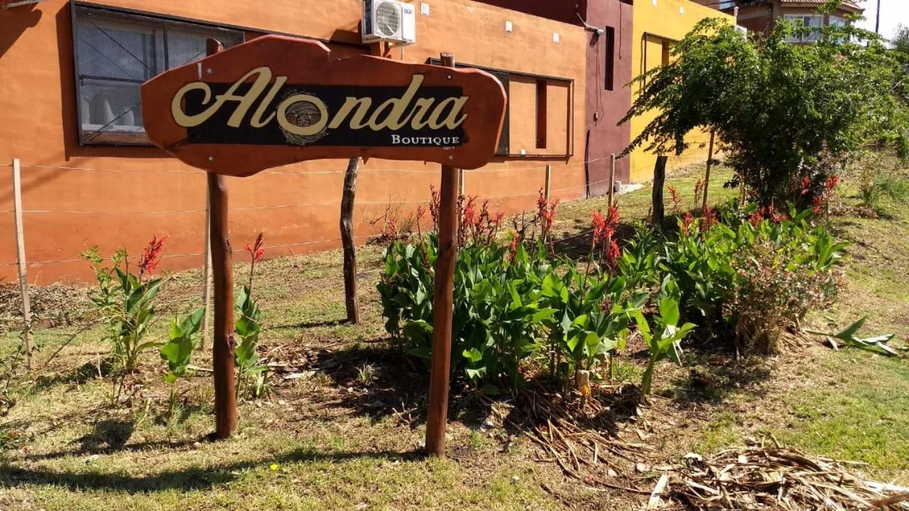 Alondra Apart
