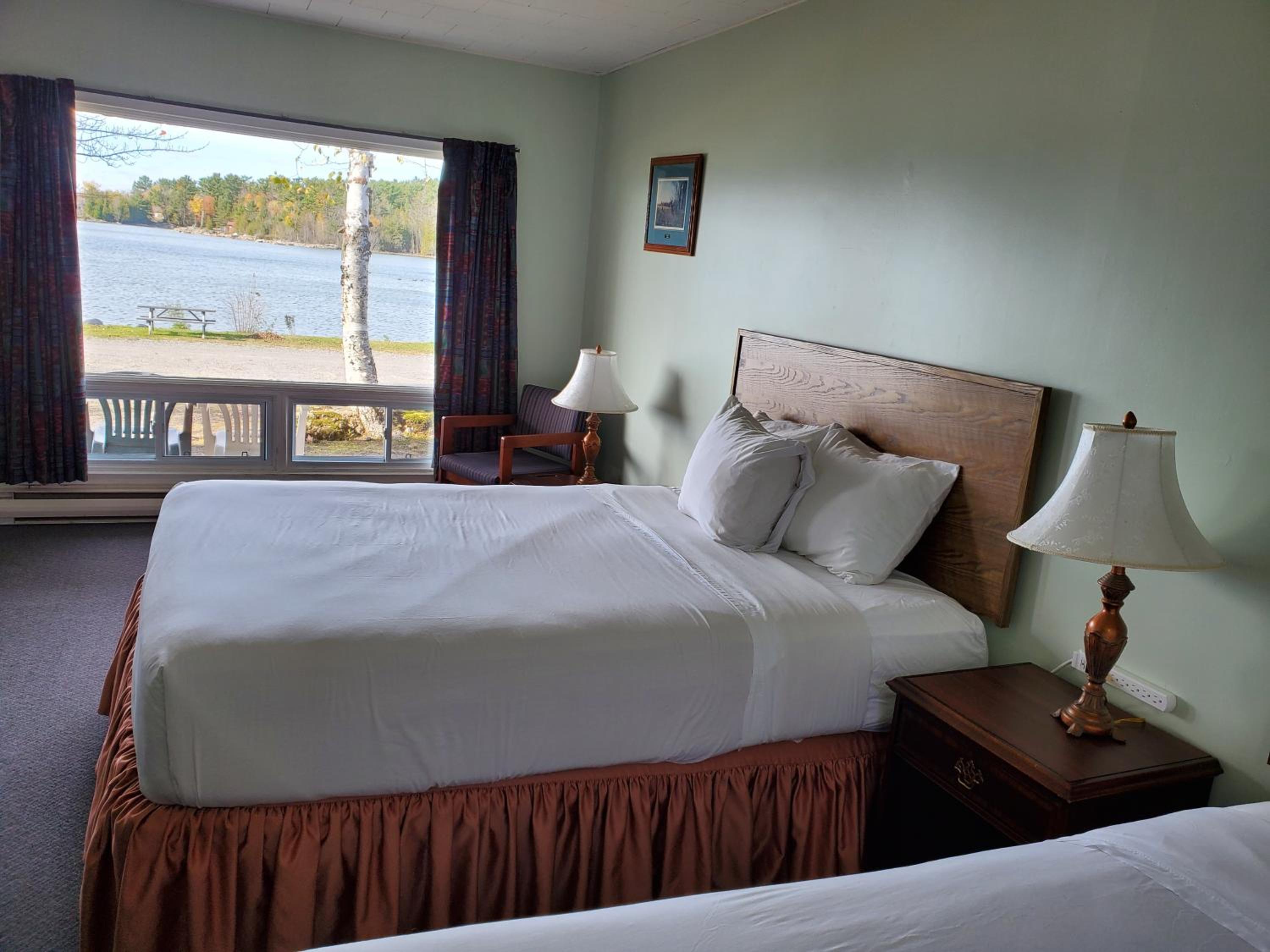 Carolyn Beach Inn