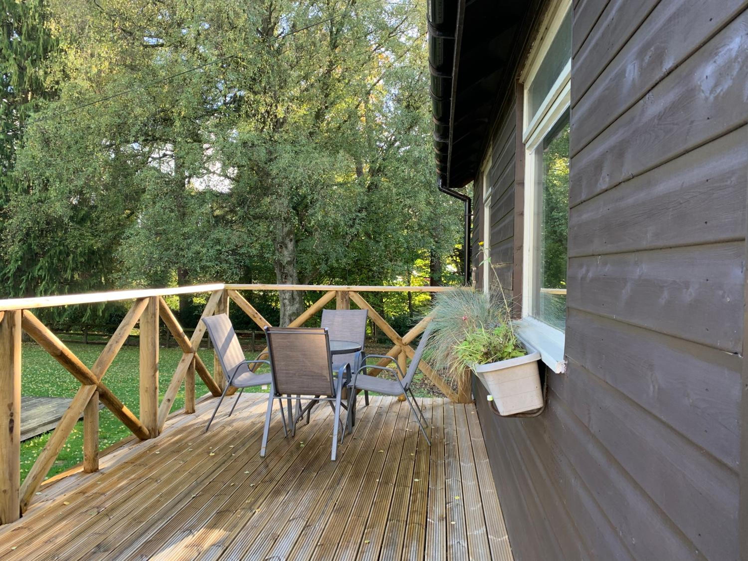 Creity Hall Chalet view 5