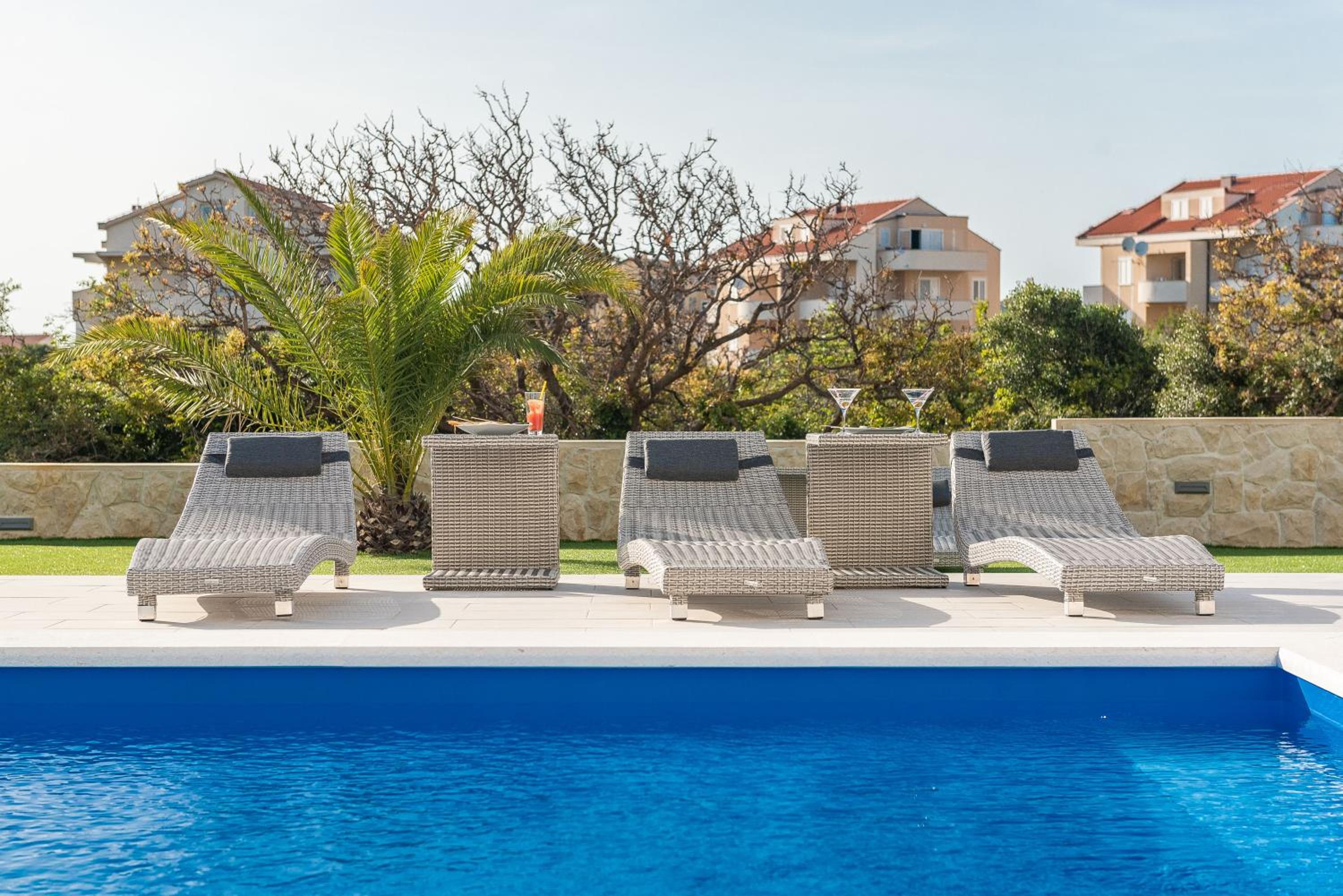 Apartments & Rooms Pool Villas Maris B view 4