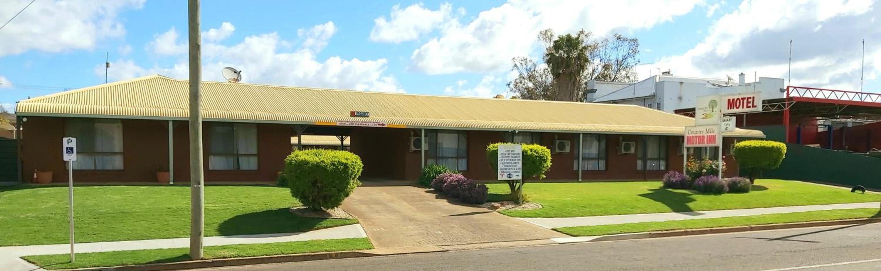 Country Mile Motor Inn