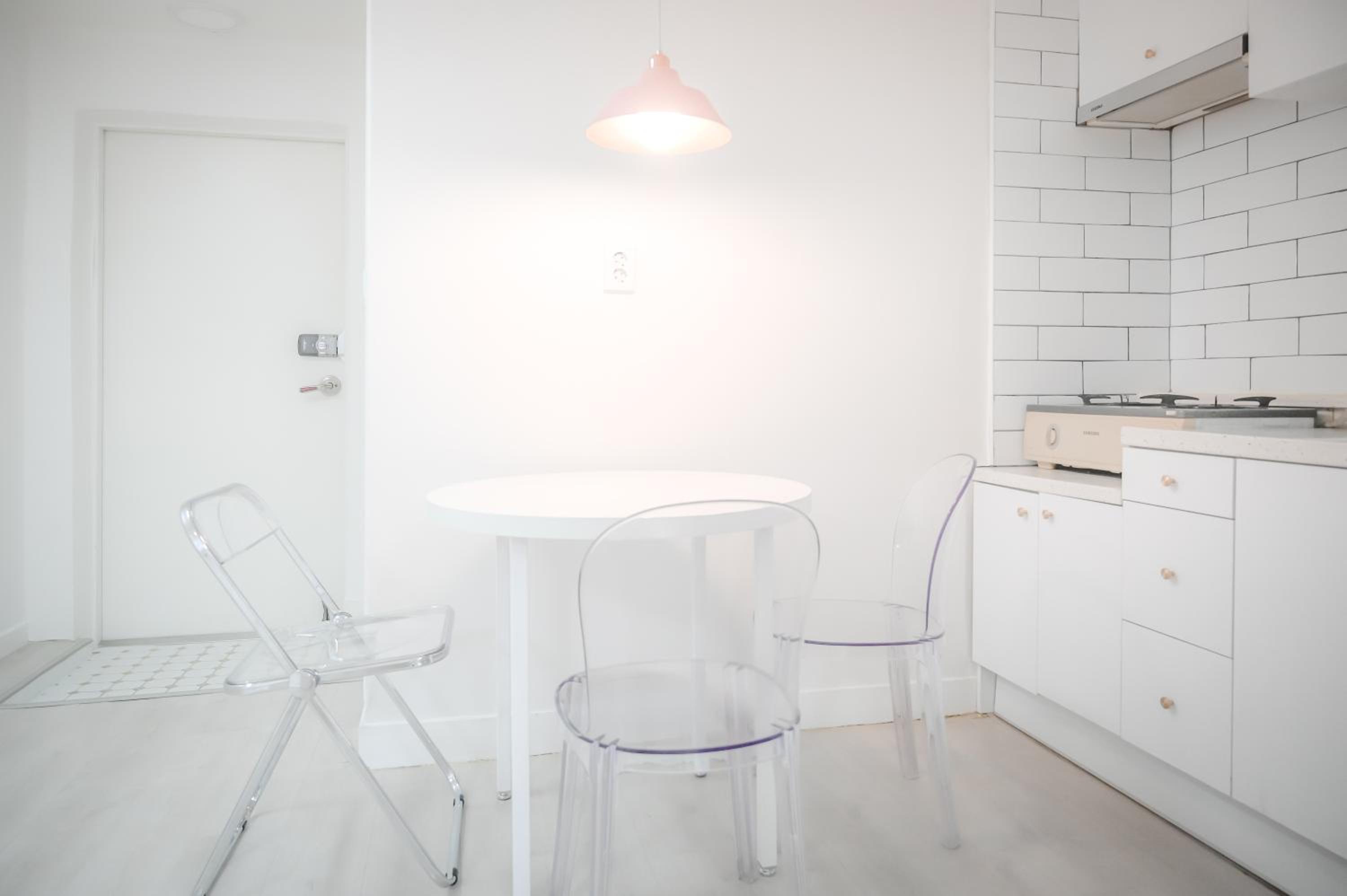 SeeU House Hongdae
