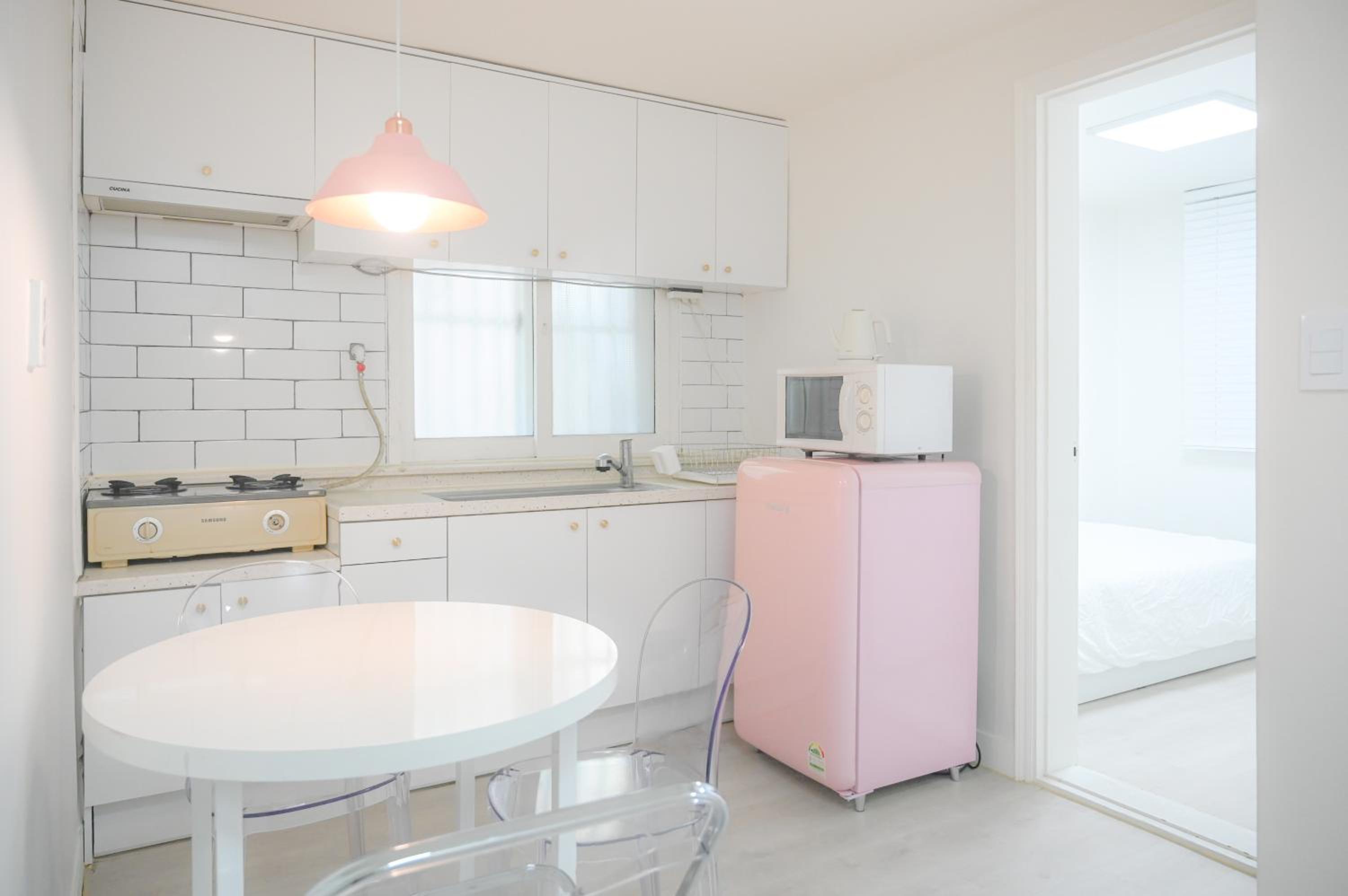 SeeU House Hongdae
