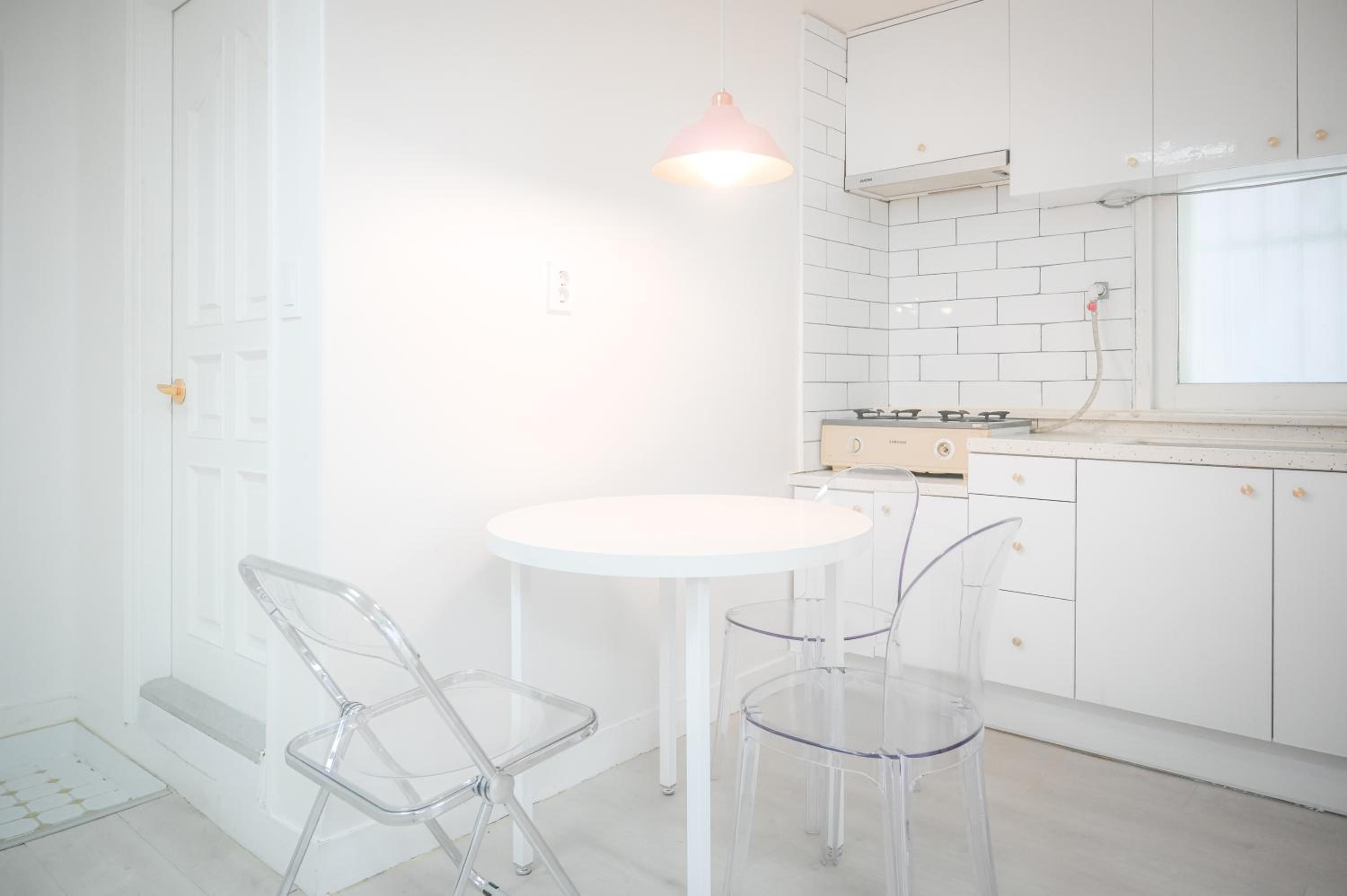 SeeU House Hongdae