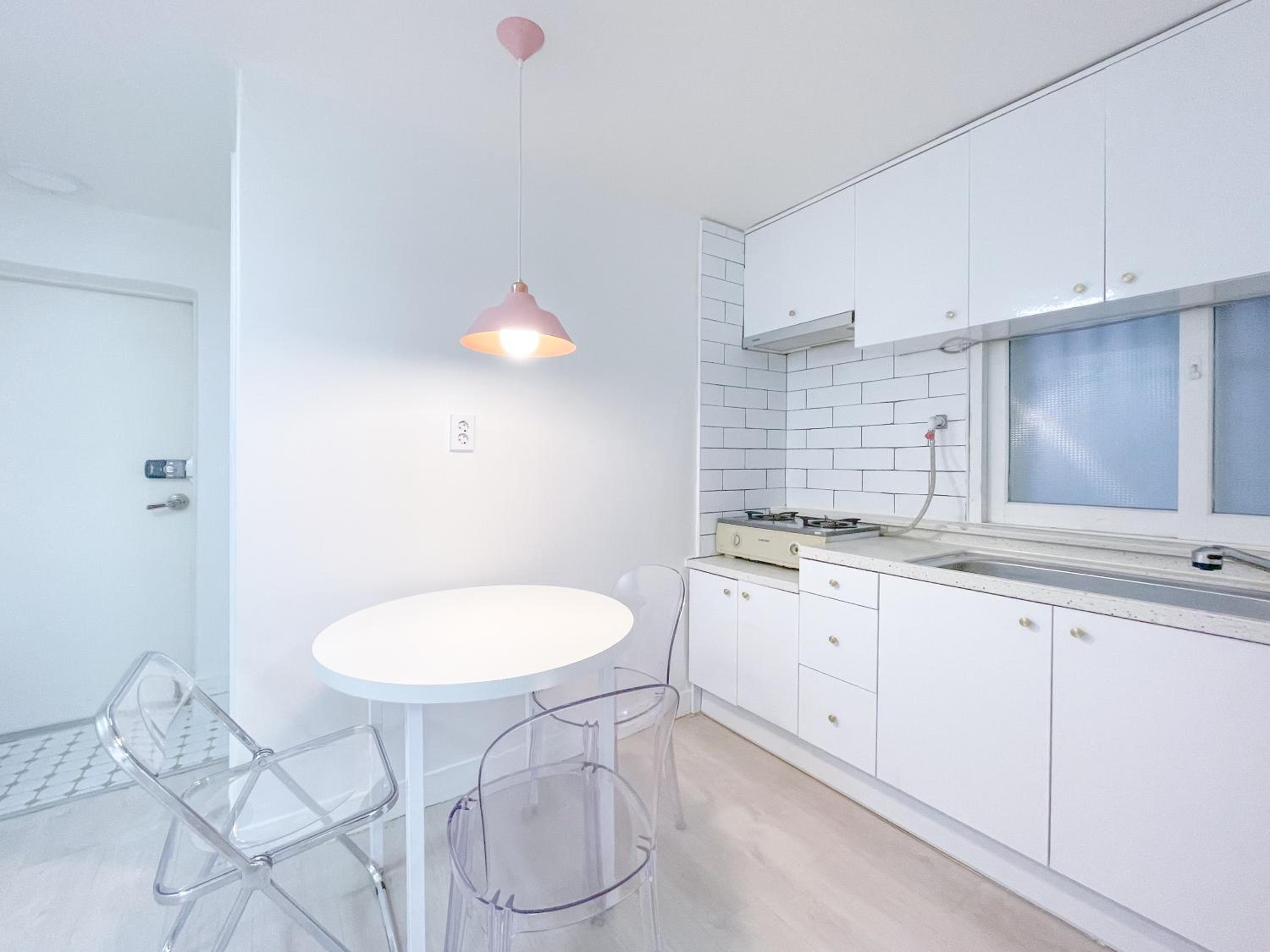 SeeU House Hongdae