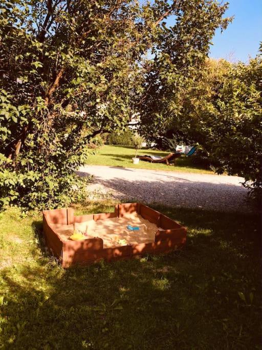 Charmantes Garten-Apartment: Erholung im Chiemgau view 2