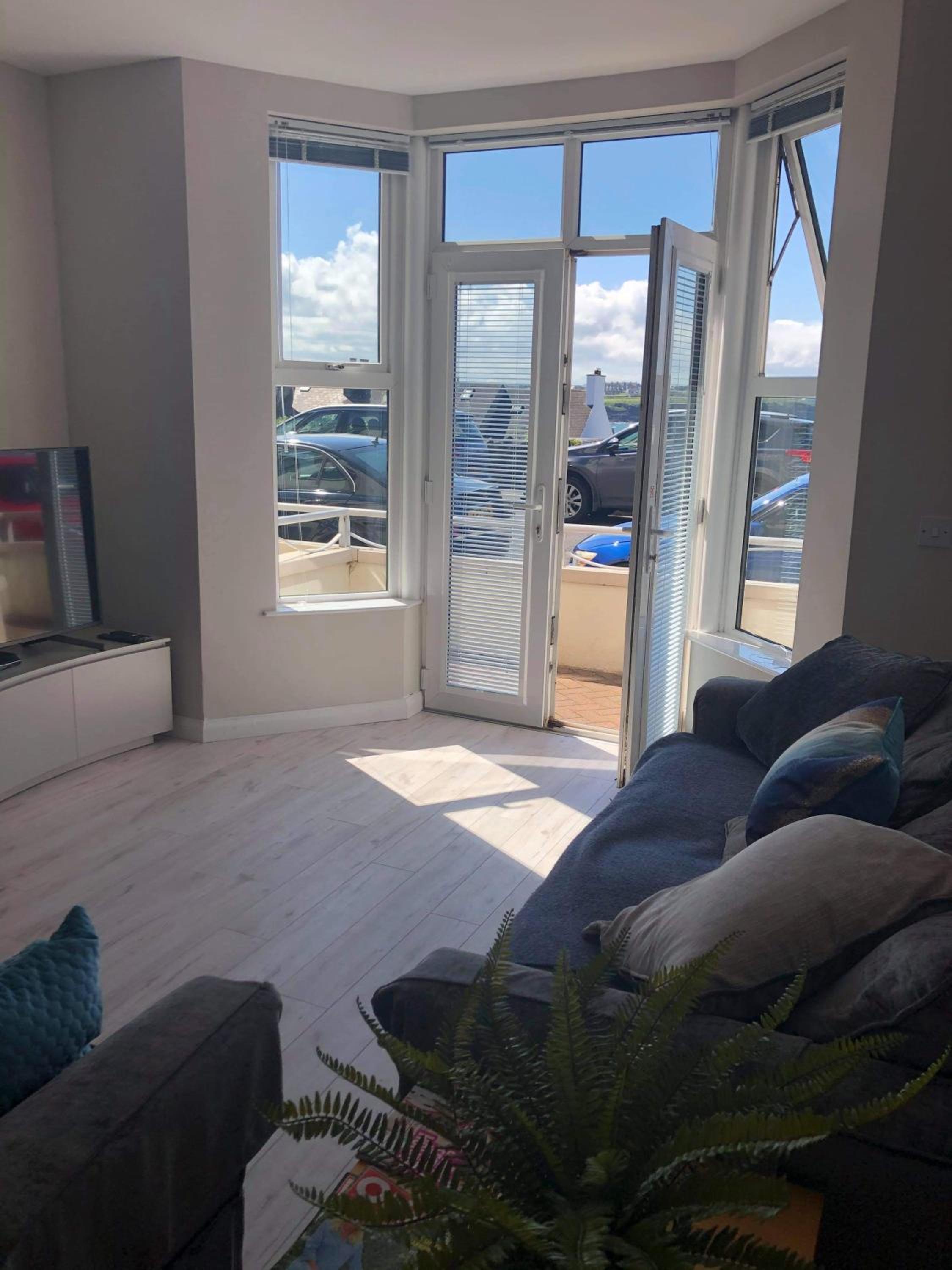 Apt 1, Whiterocks Portrush view 5