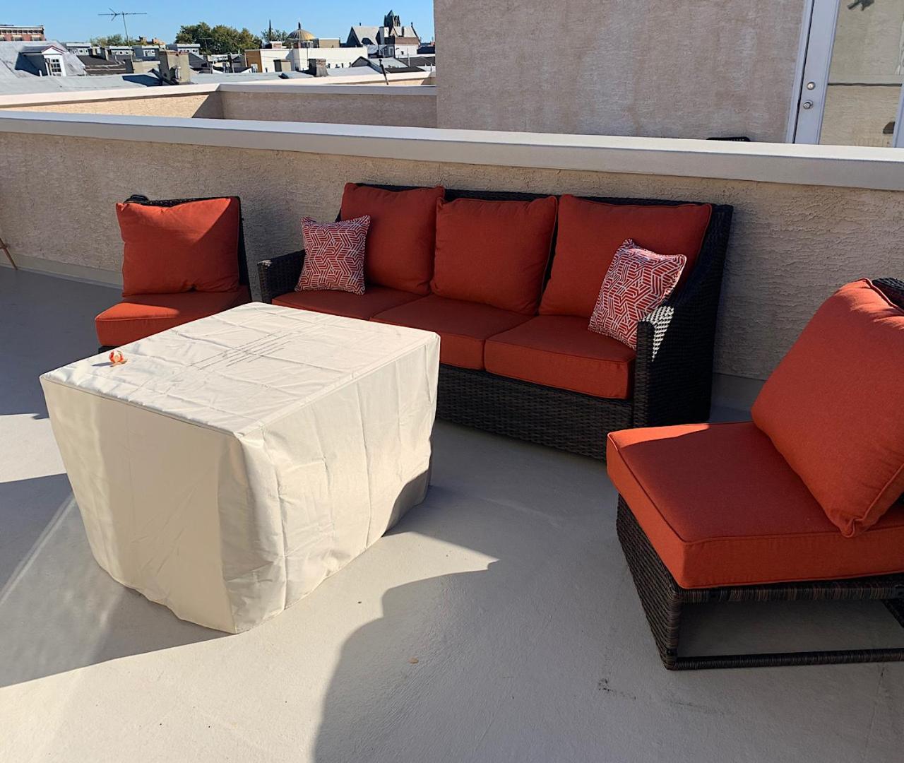 Center City Roofdeck Hot Tub w Garage view 5