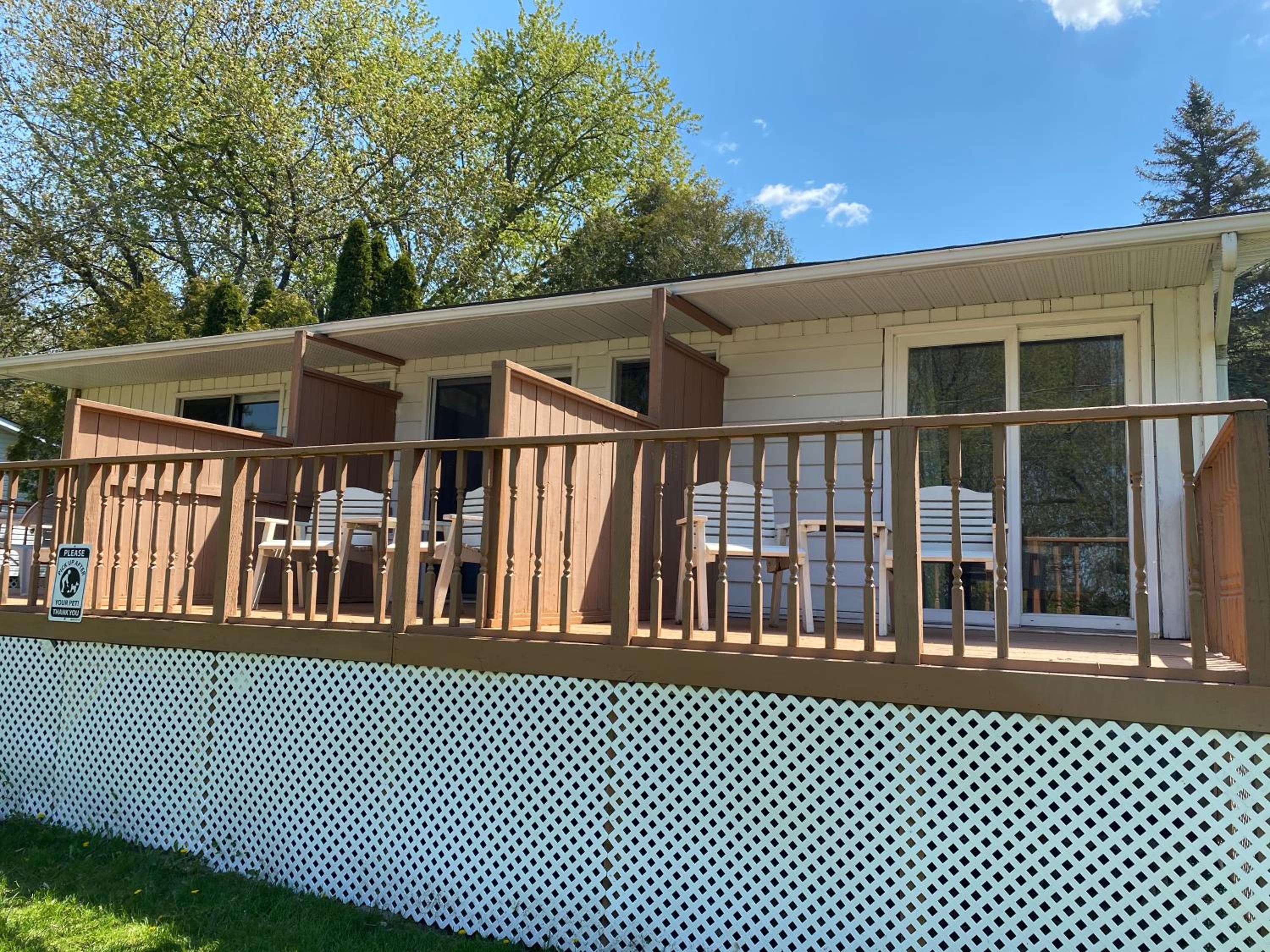 Merland Park Cottages and Motel