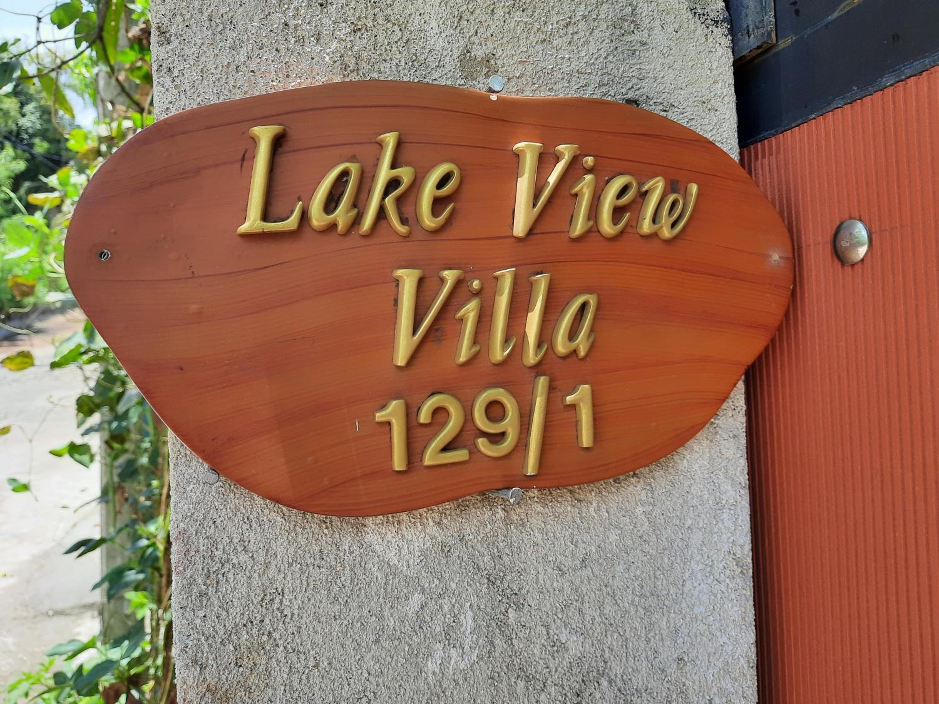 Lake View Villa view 4