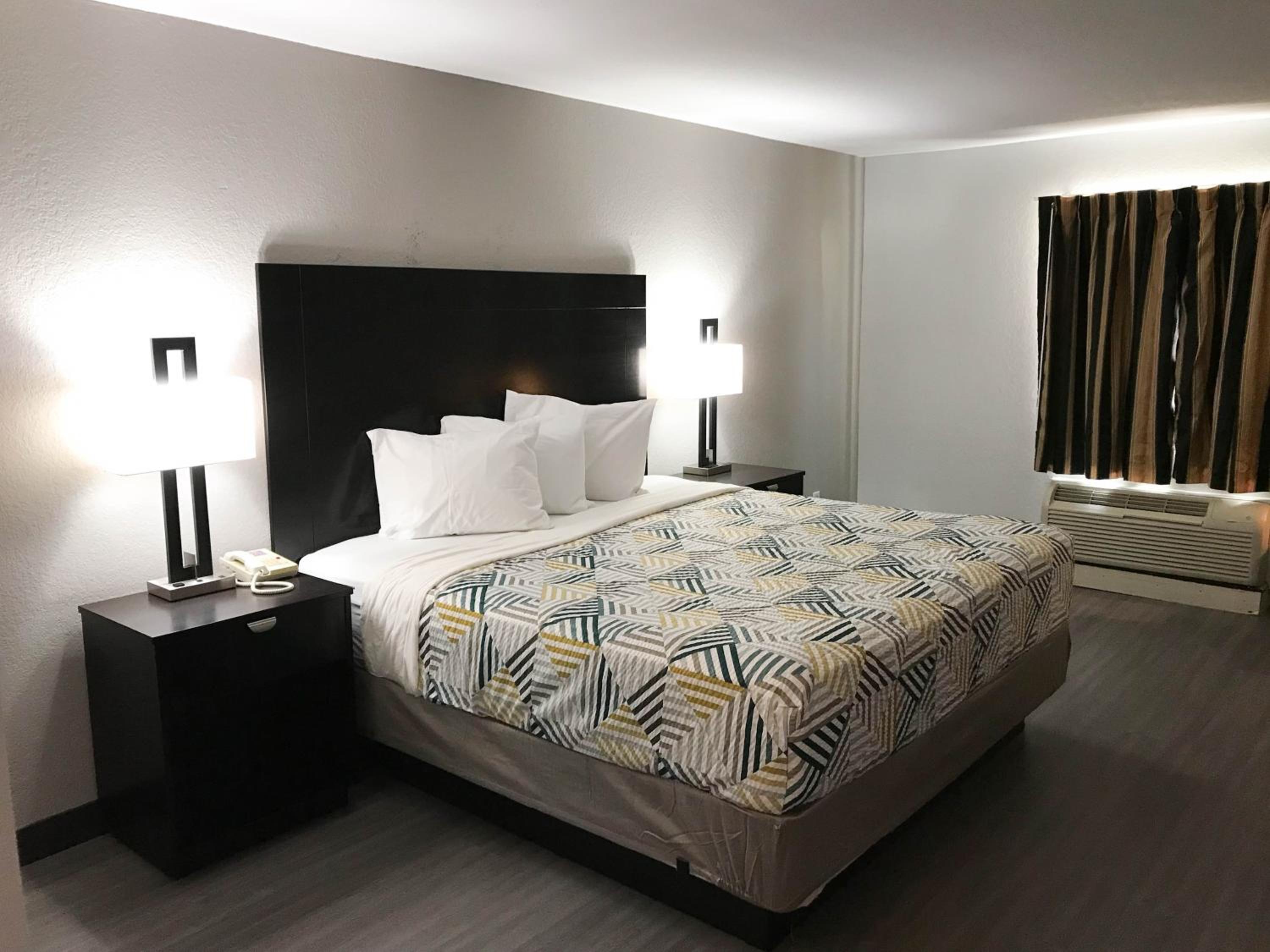 Bartlesville Vacations - Motel 6 - Bartlesville, OK - Property Image 7