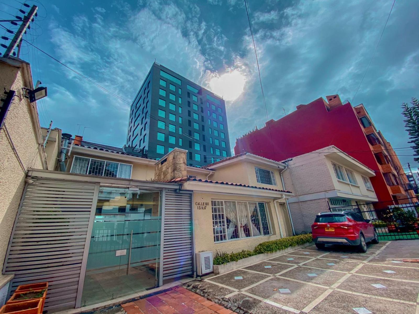 Hotel Marbella Chico - Image 1