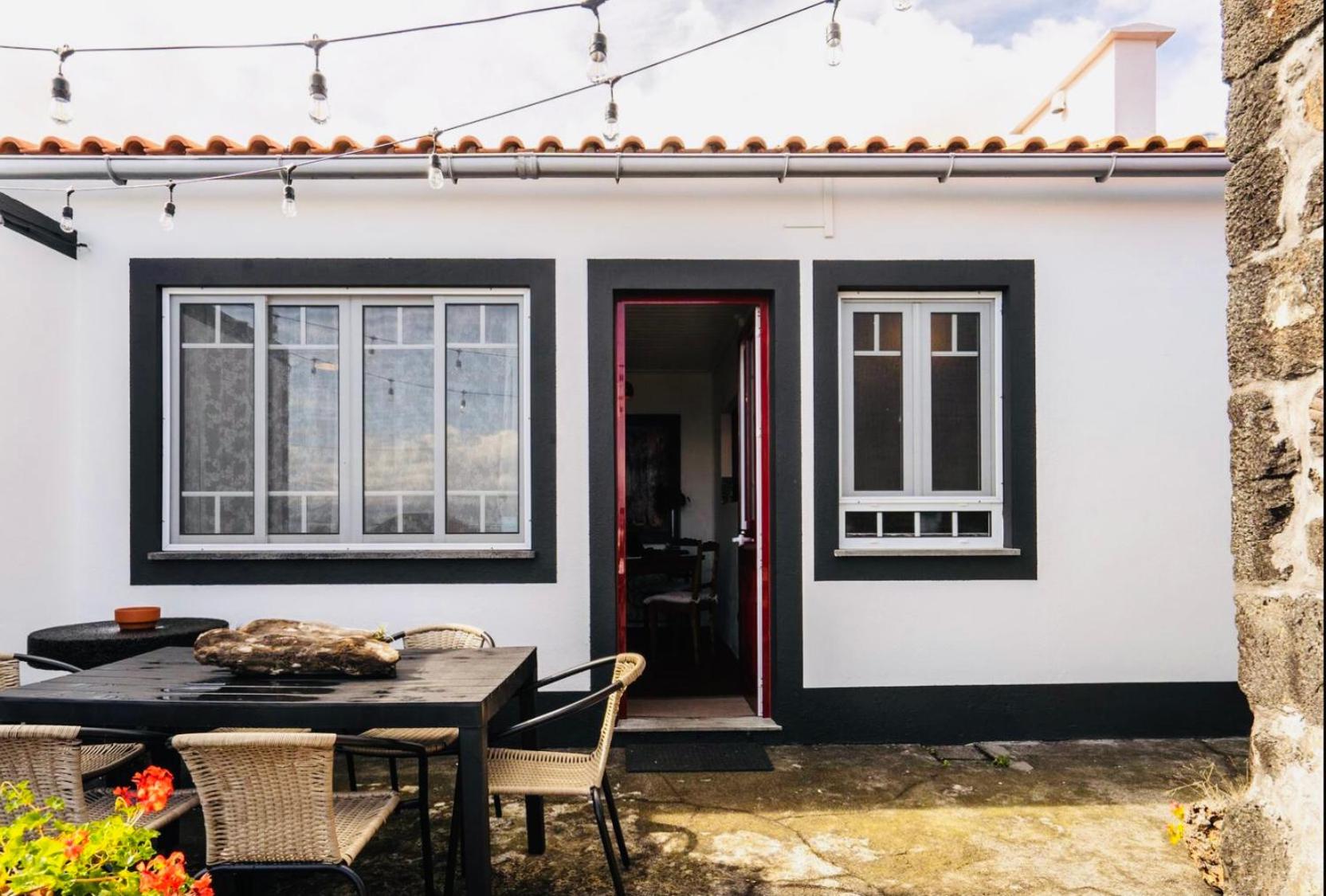 Quinta Pereirinha - A Private 3 Bedroom Home, Close to Hiking Traile w Ocean Views - Pico Island, Azores