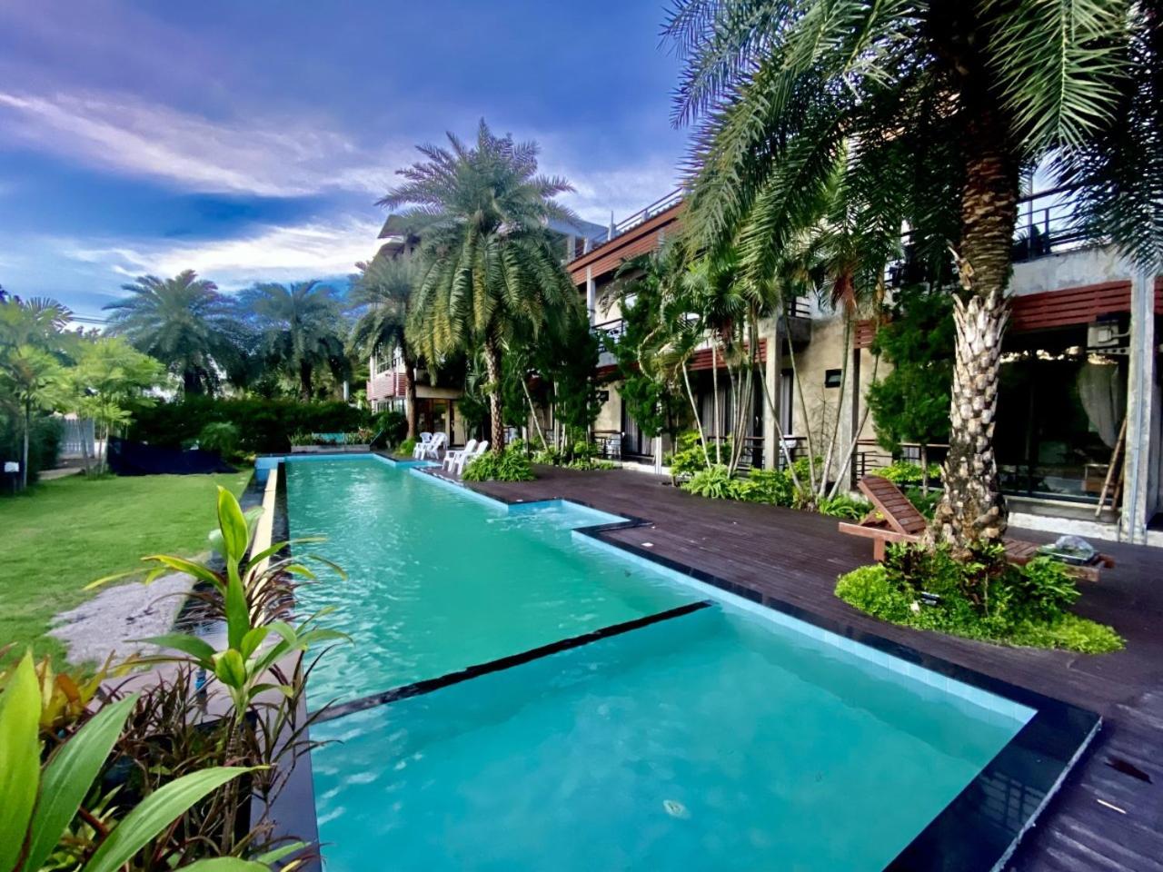 Windy Seaview Resort