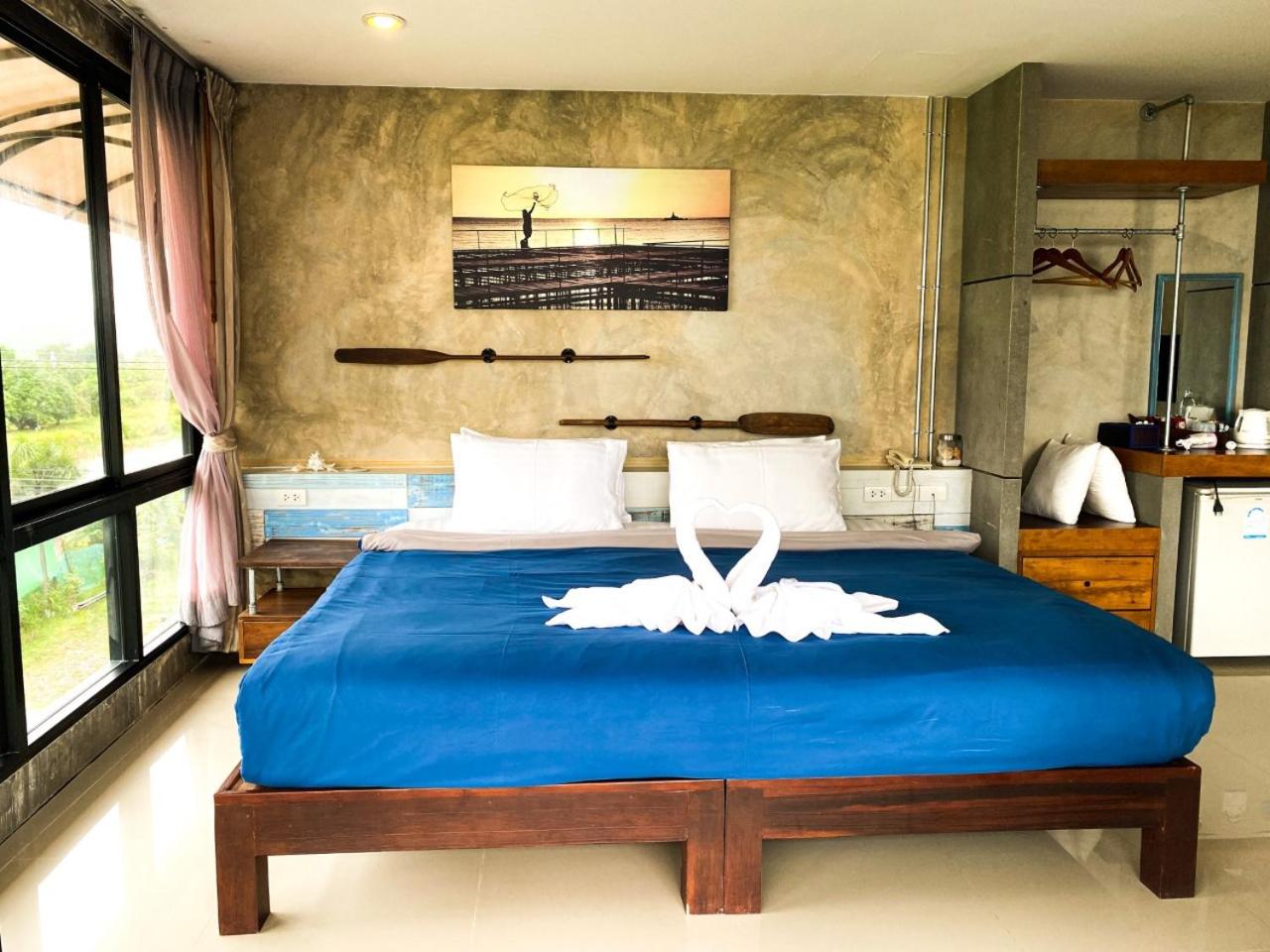 Windy Seaview Resort