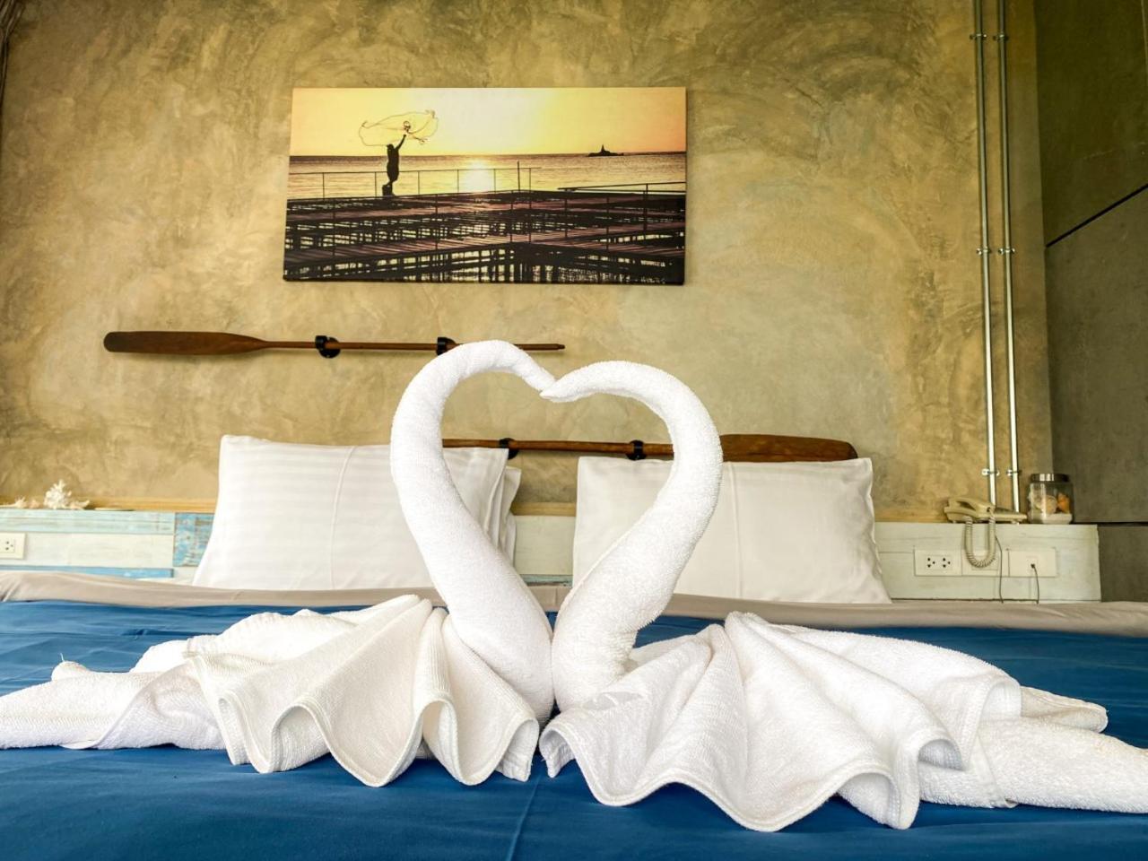 Windy Seaview Resort