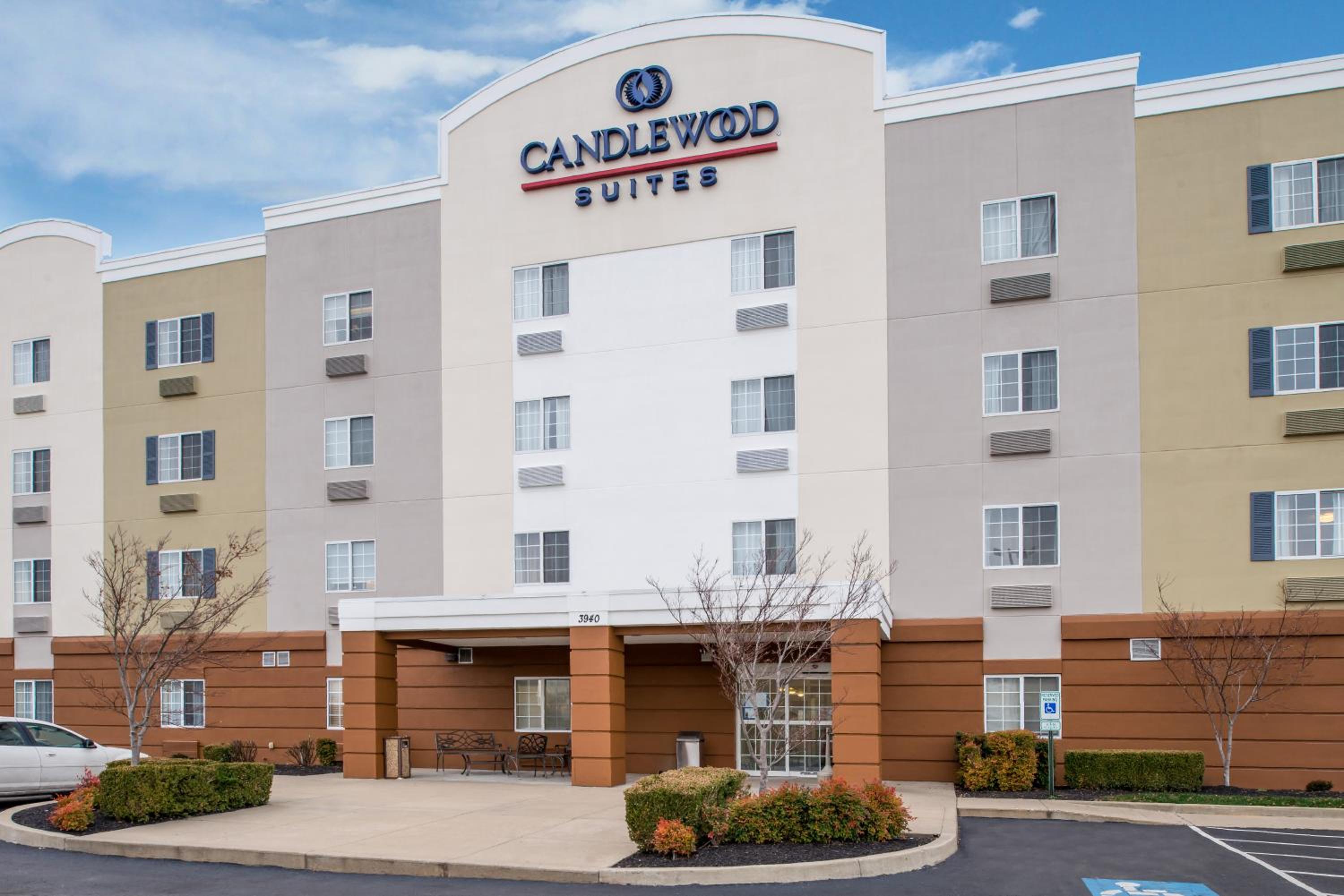 Hotel Candlewood Suites Paducah, an IHG Hotel - Image 1