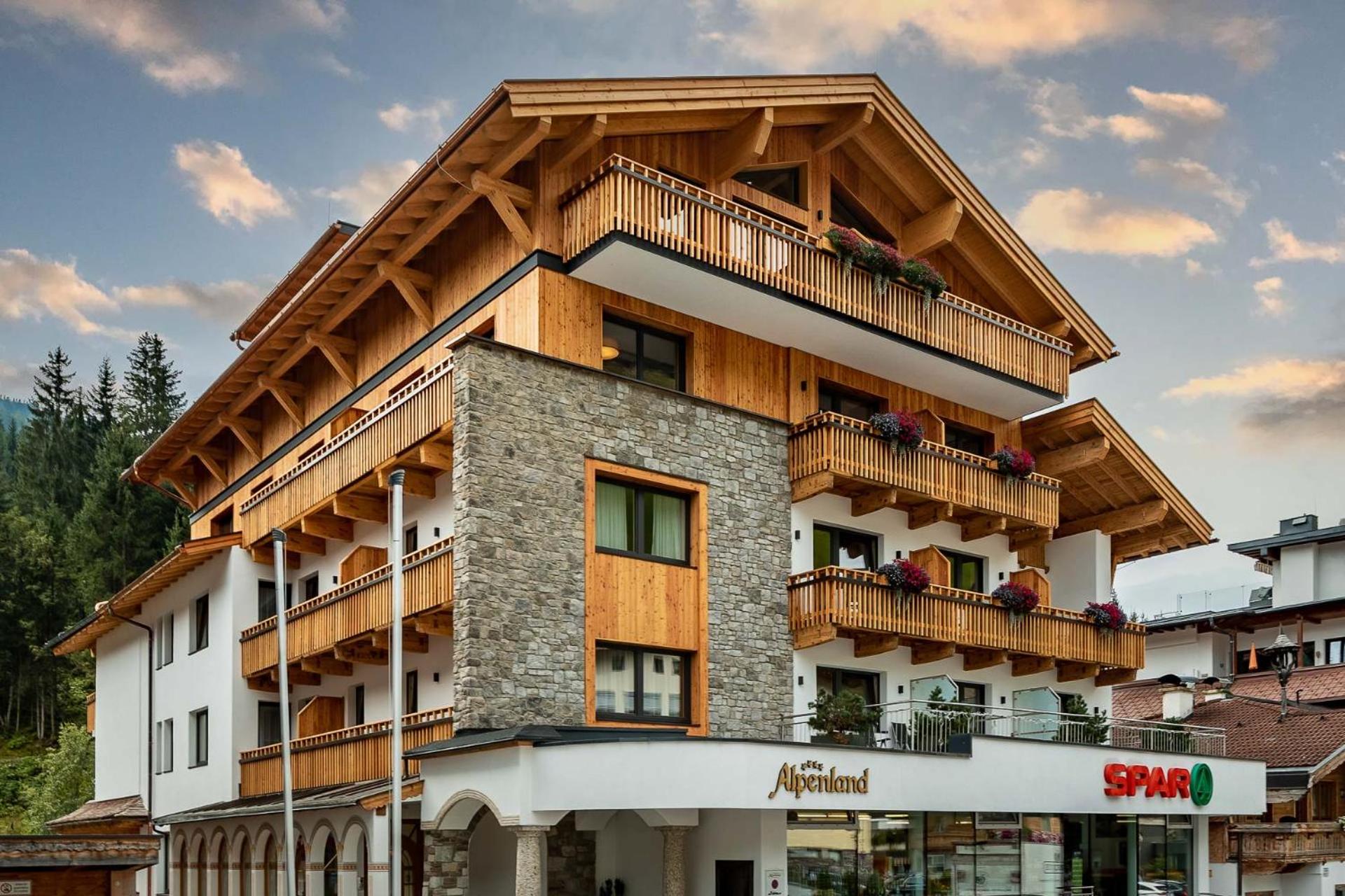 Hotel Alpenland Gerlos - Hotel & Breakfast - Image 1