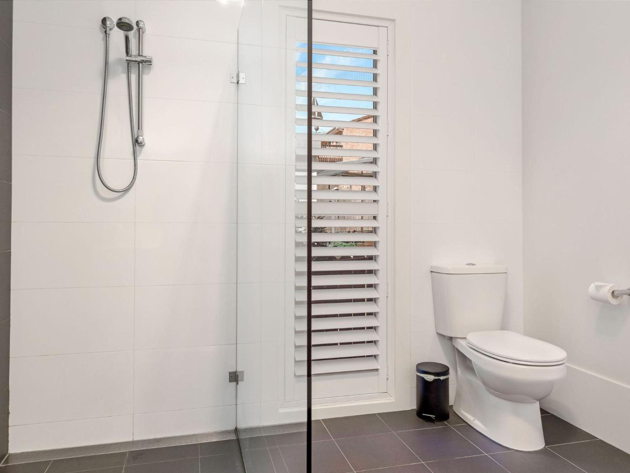Sea Breeze - walking distance to Orion Beach