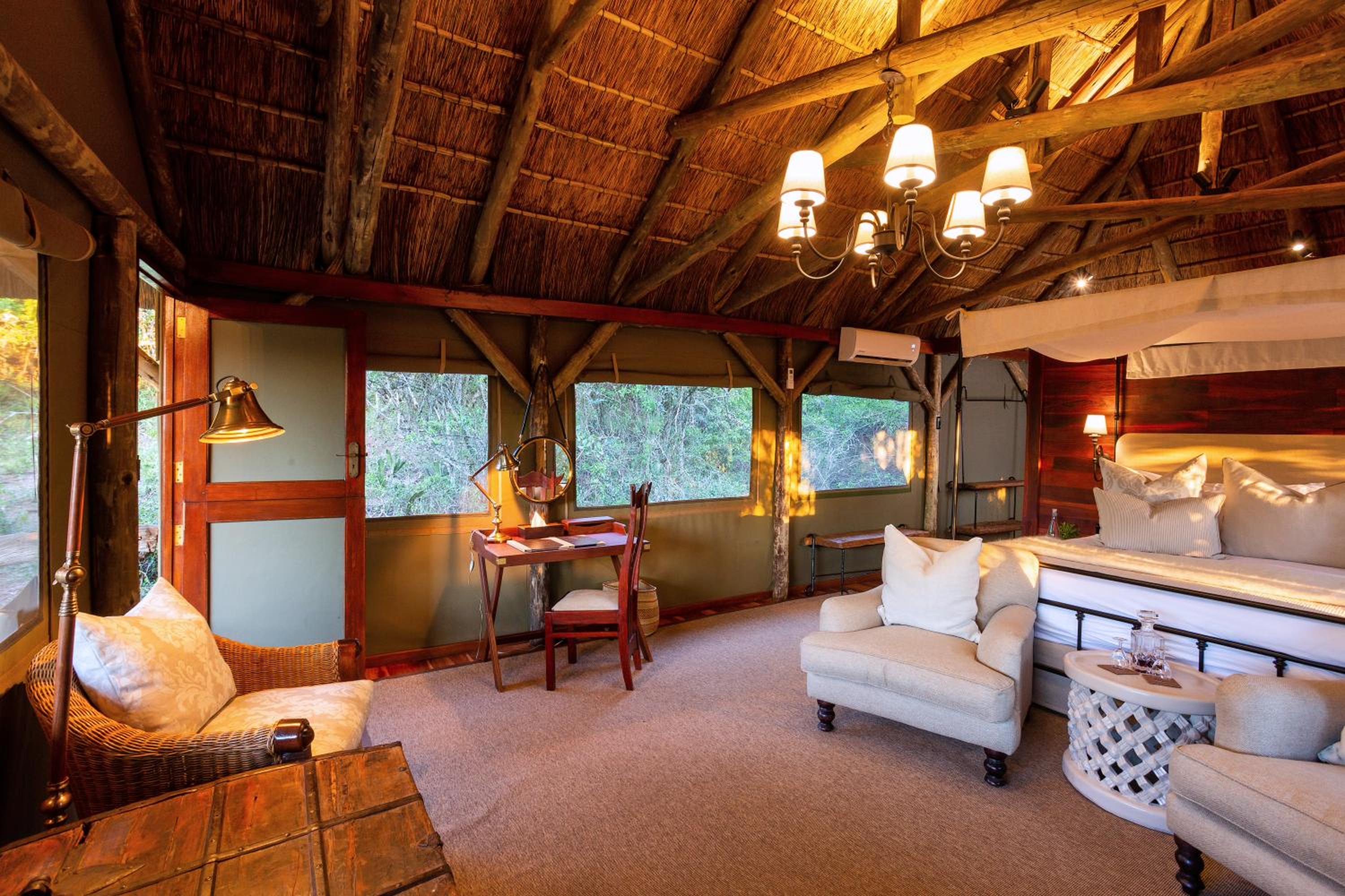 Lalibela Wildlife Reserve - Tree Tops Safari Lodge view 3