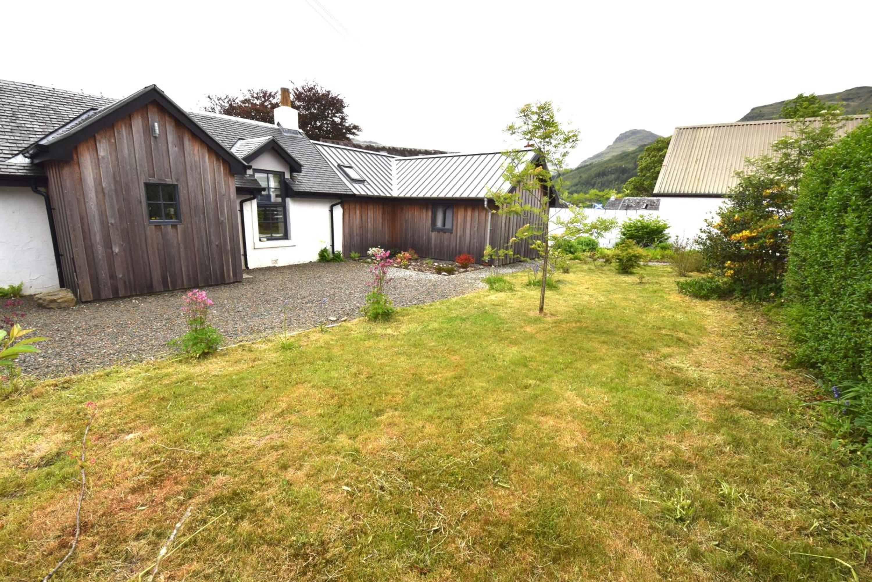 Arivean Cottage view 3