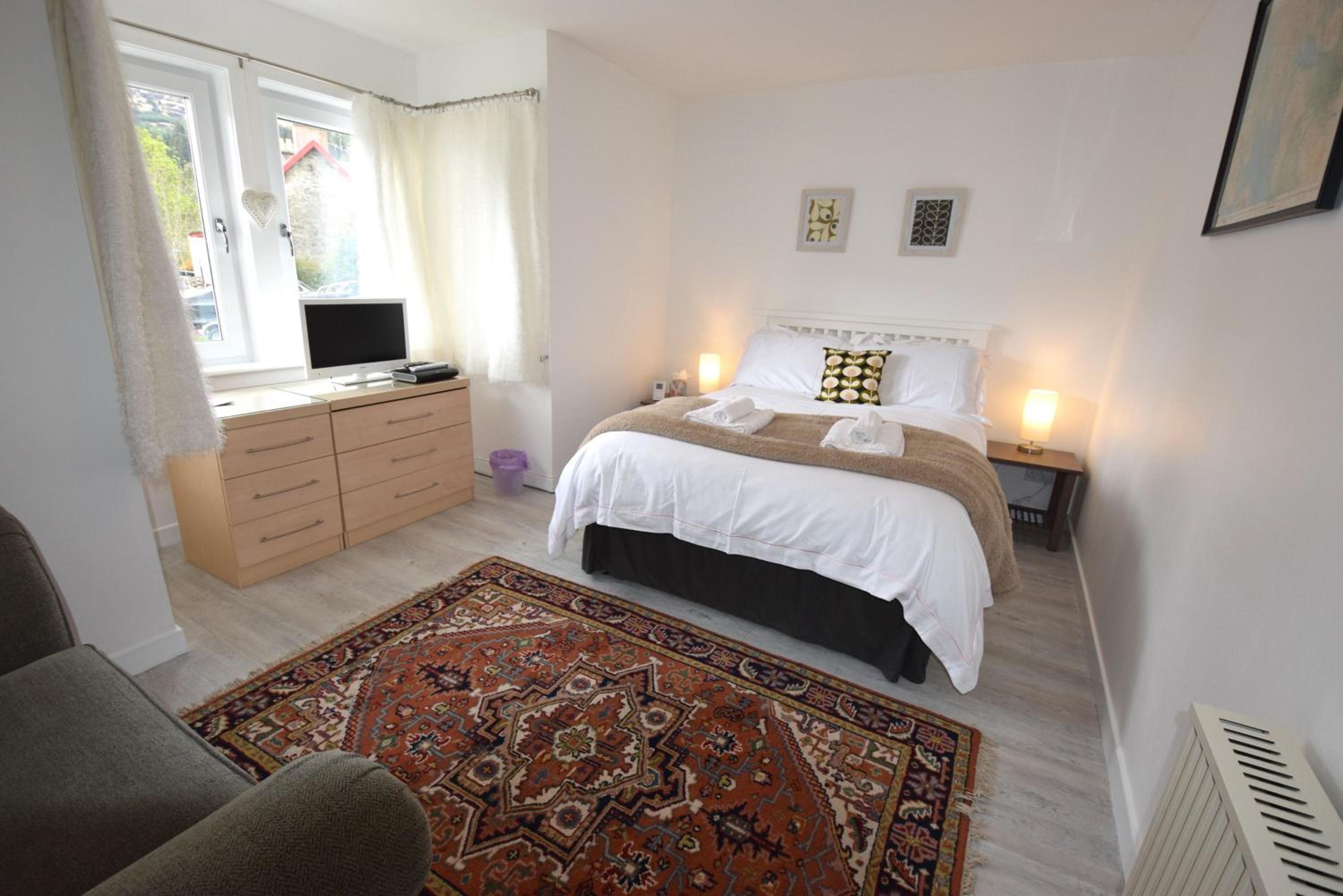 Ben Arthur Place 6 - Sleep 6 view 3