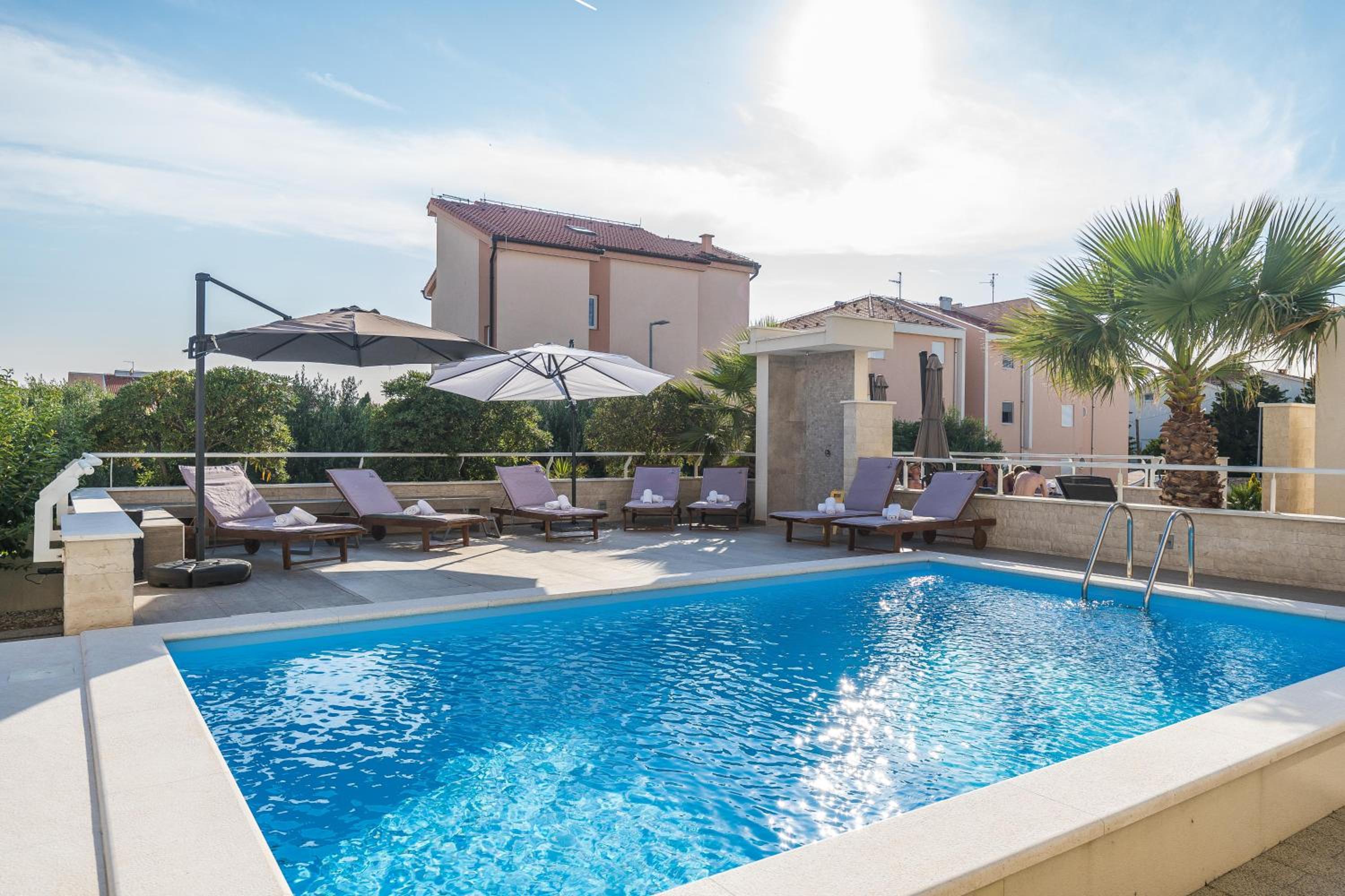 Apartments & Rooms Danivan Pool Villas B view 3