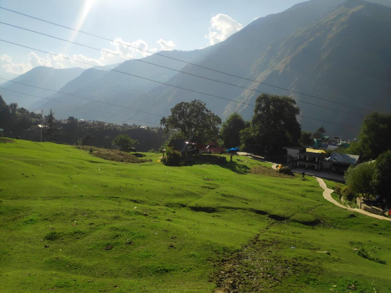 Sarthak Home Stay, Beautiful Valley view of Mountain view 4