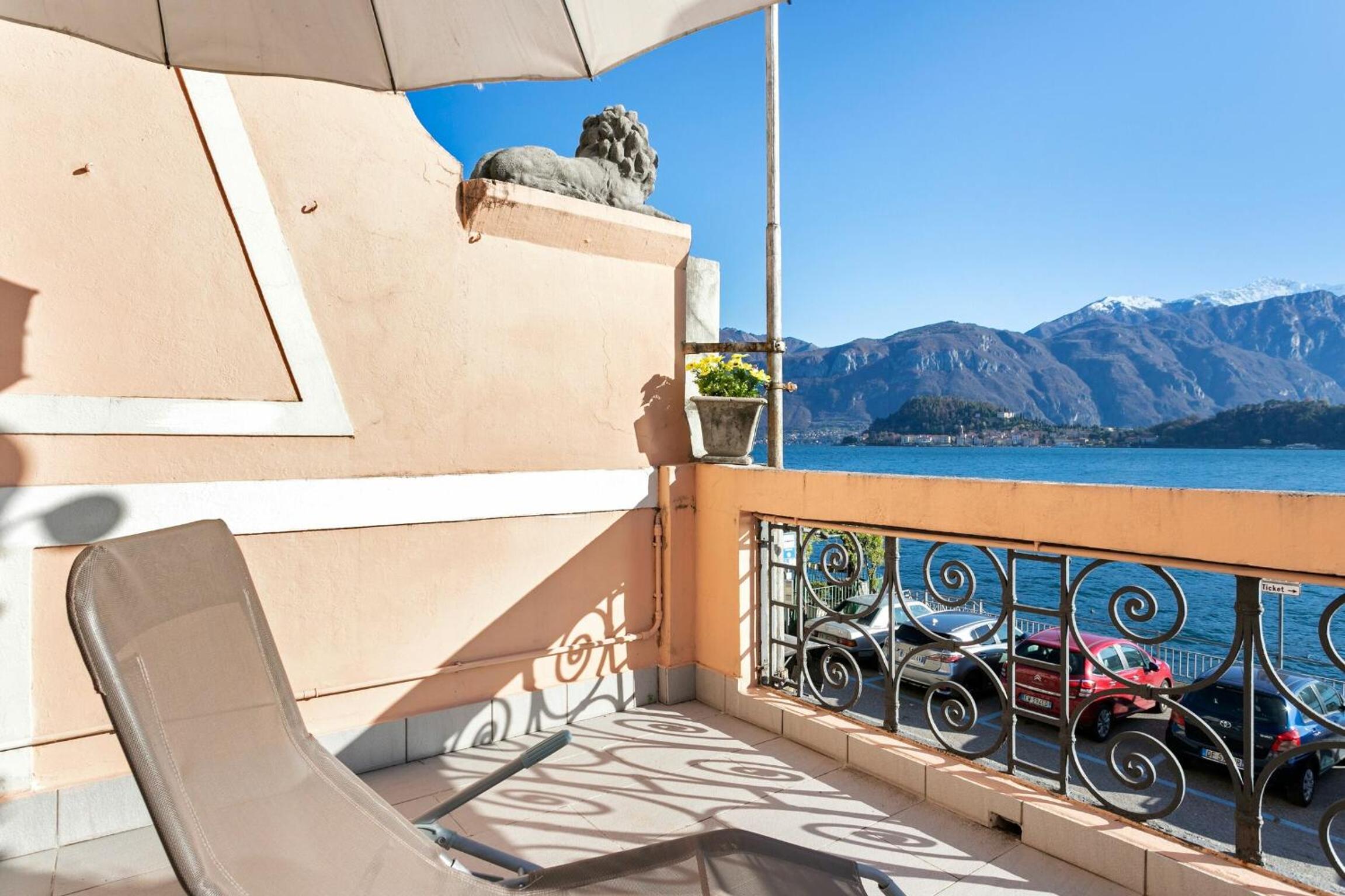 Cadenabbia Lake side Apartments