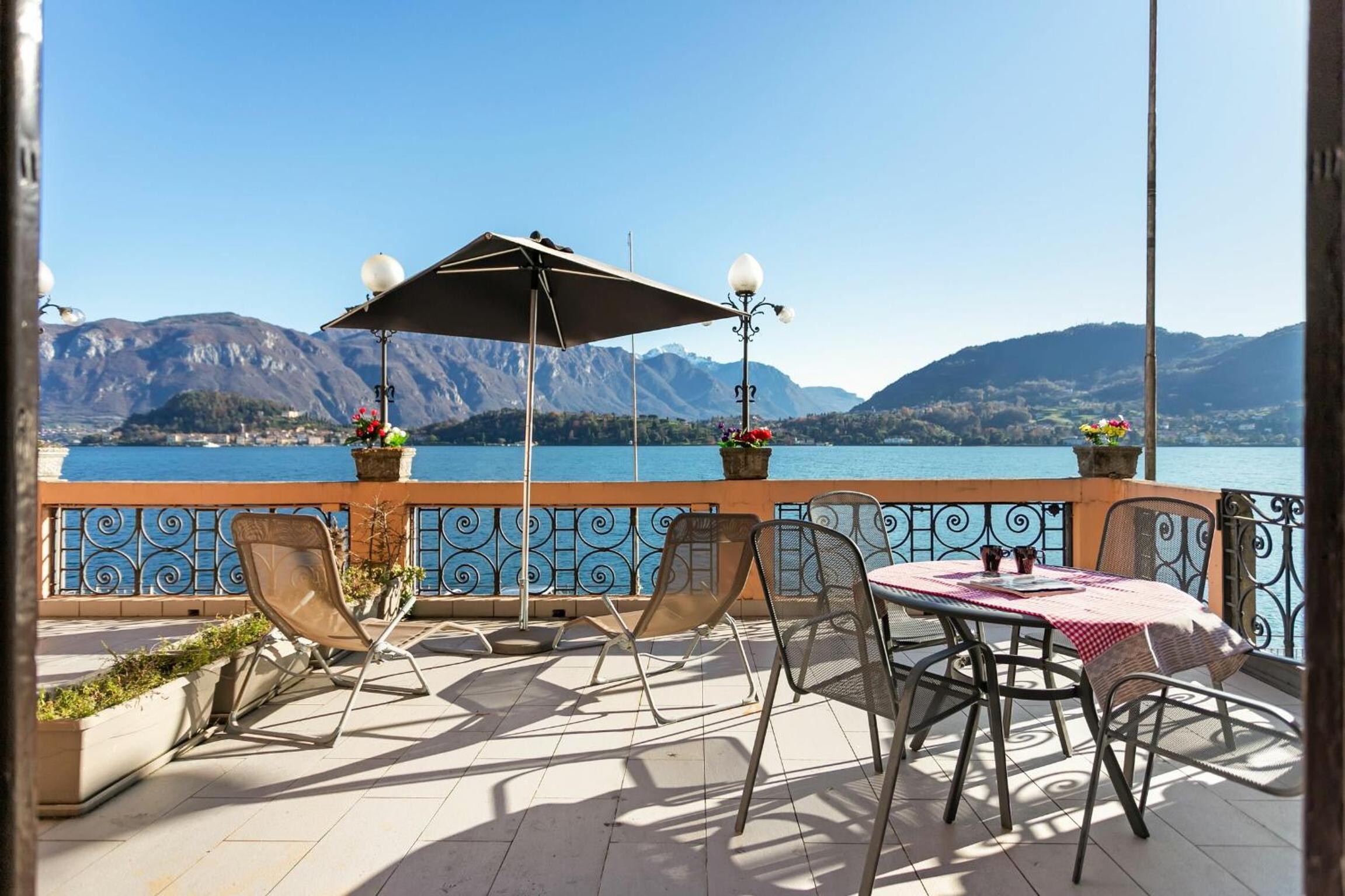 Cadenabbia Lake side Apartments