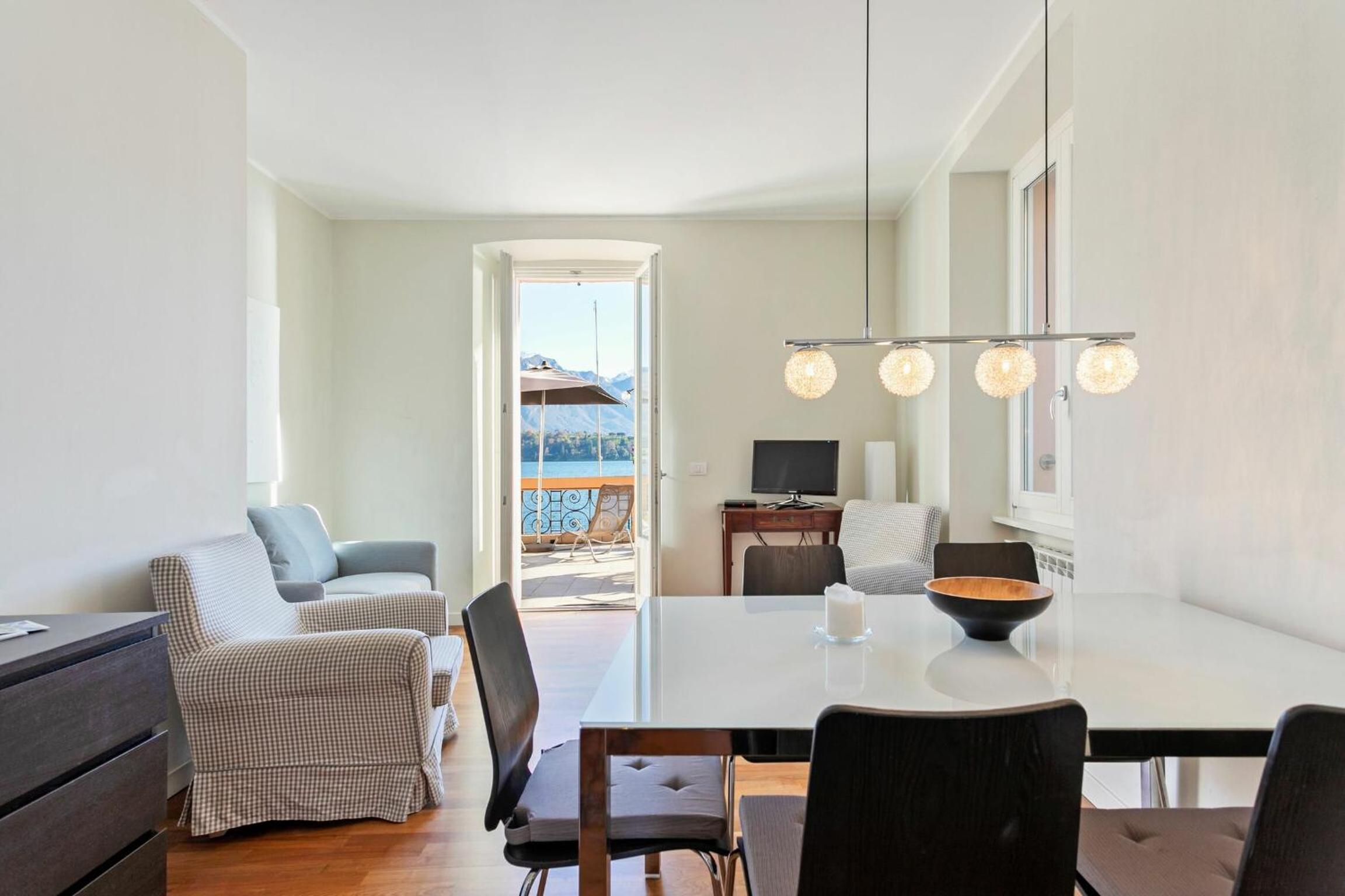 Cadenabbia Lake side Apartments