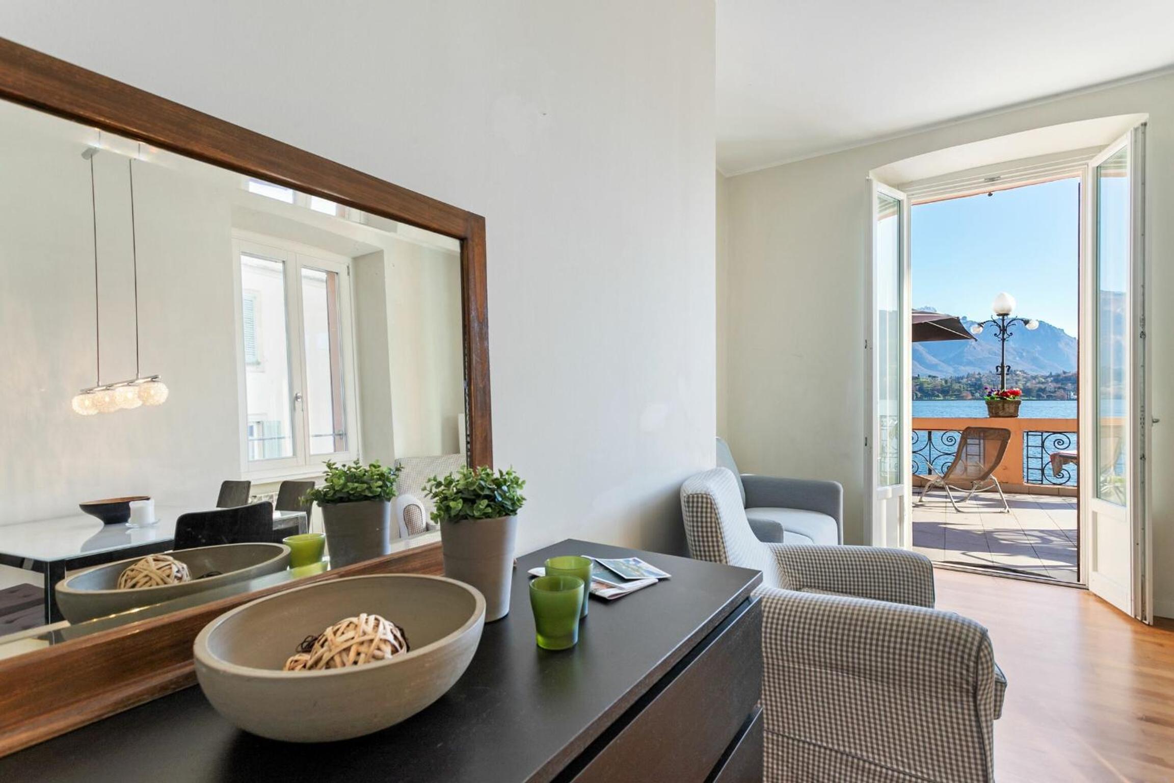Cadenabbia Lake side Apartments
