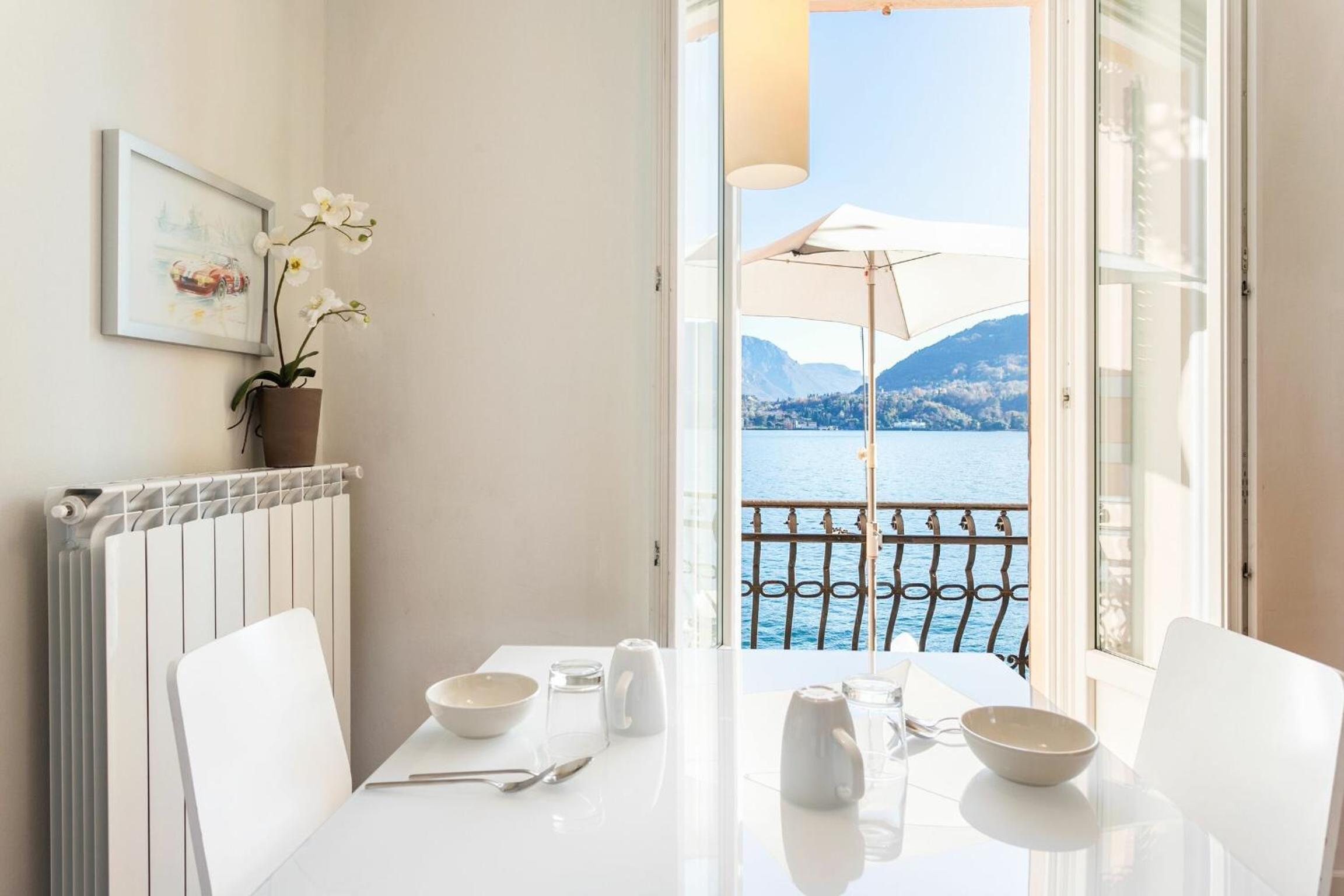 Cadenabbia Lake side Apartments